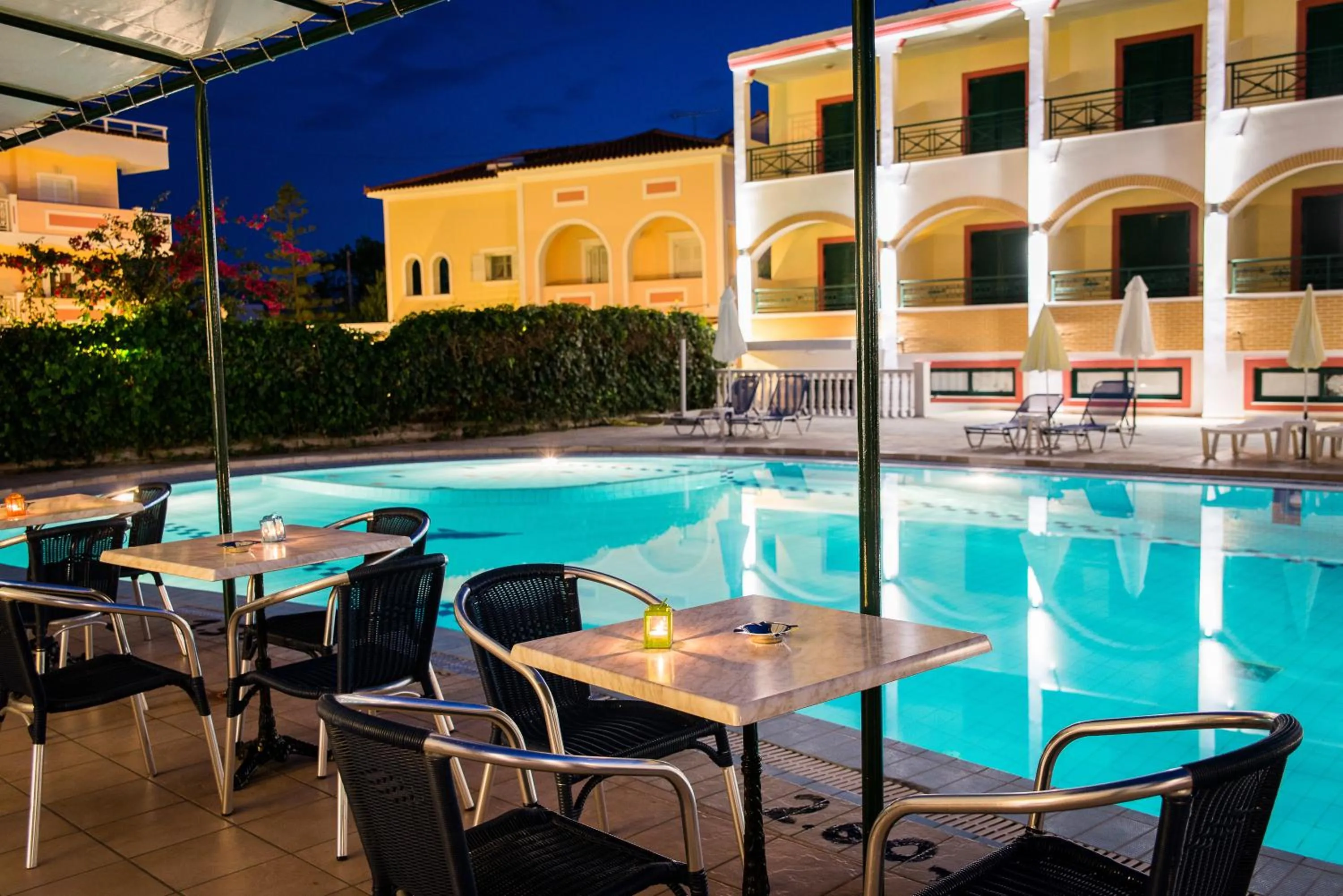 Swimming pool in Club Zante Plaza