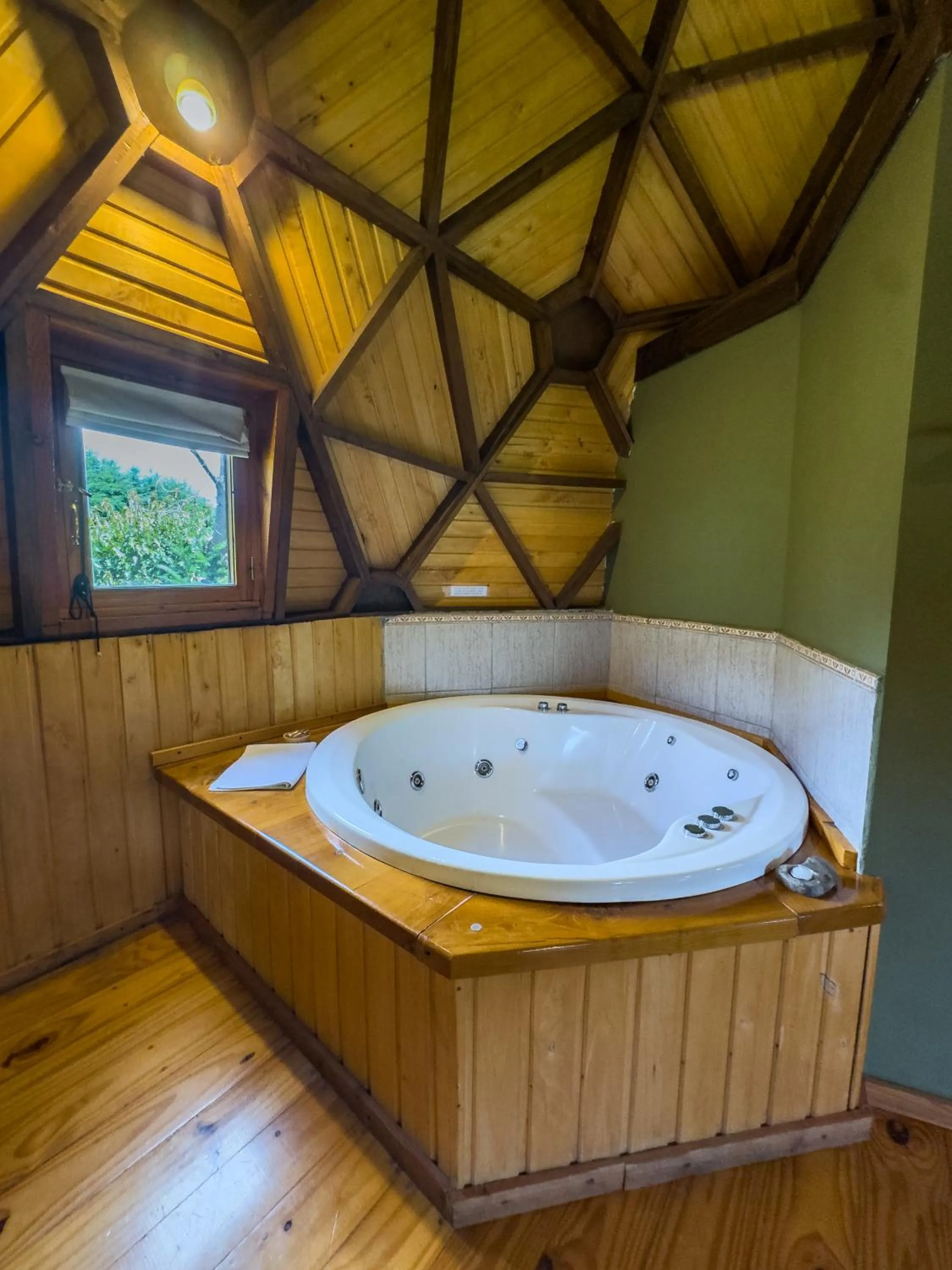 Hot Tub in Domos Puelo