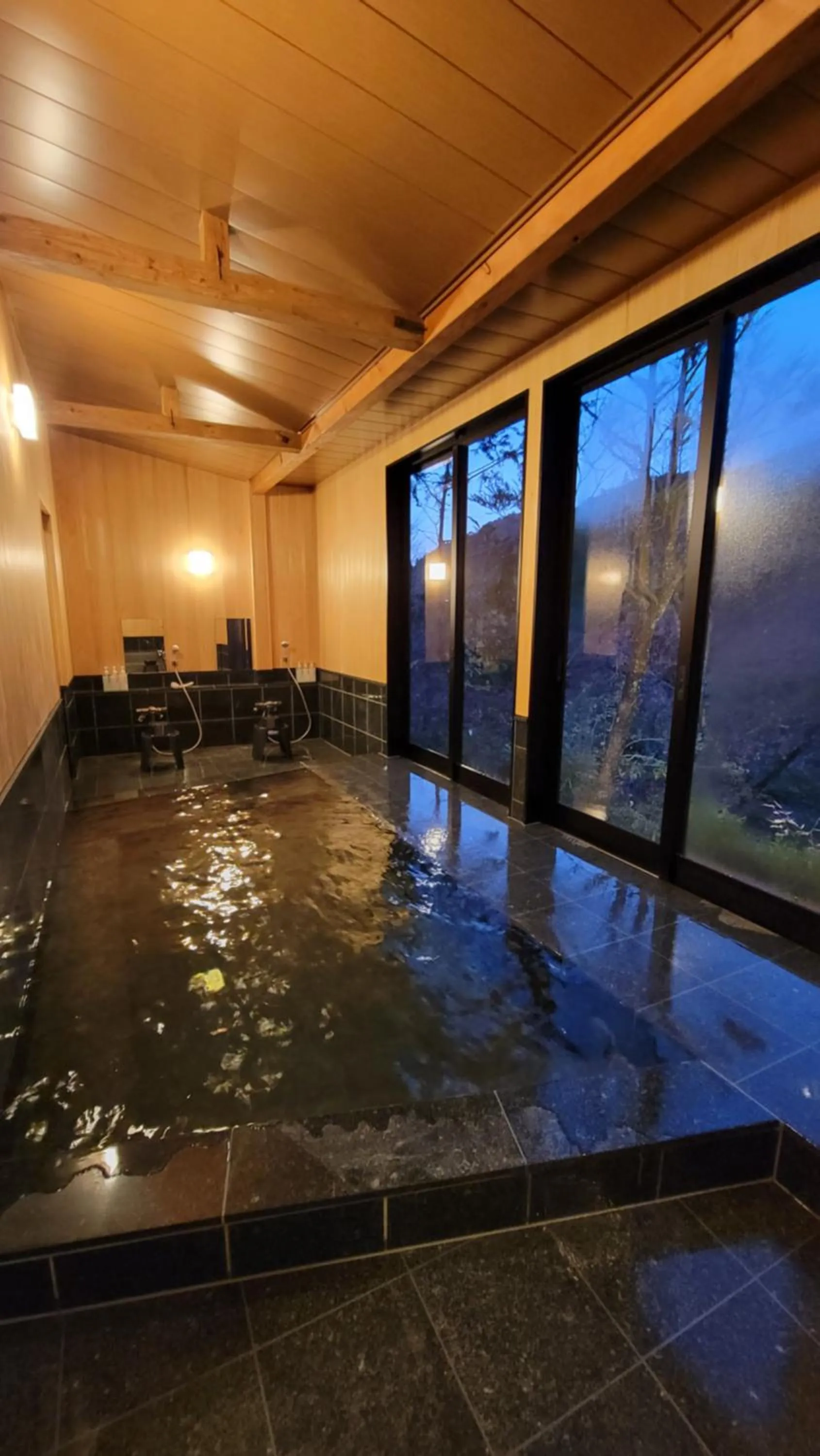 Hot Spring Bath in K's House Nikko - Kinugawa Onsen Hostel