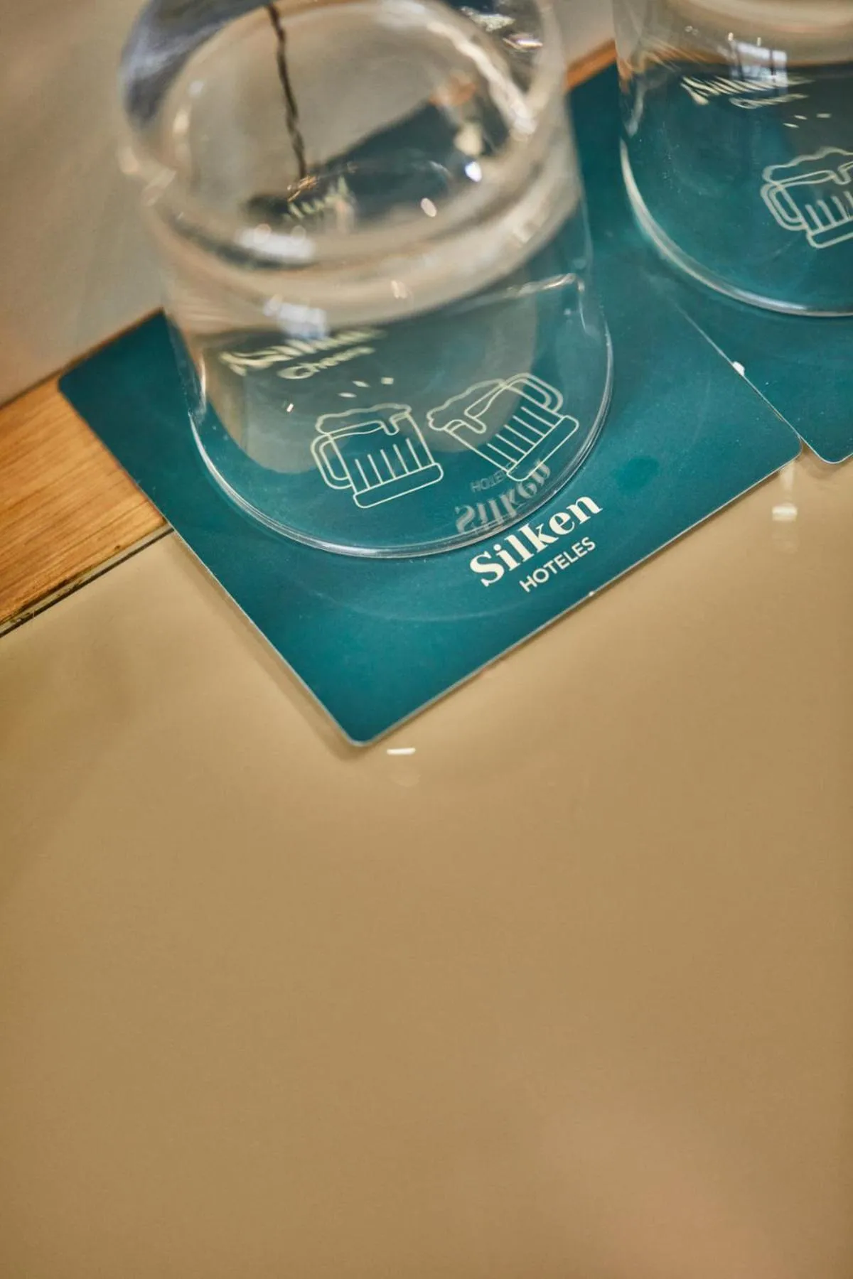 Food and drinks in Silken Puerta Valencia