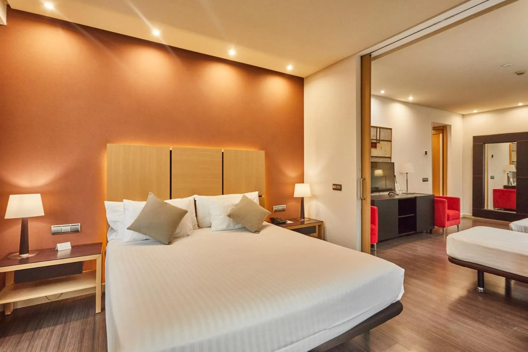 Bedroom, Bed in Silken Puerta Valencia