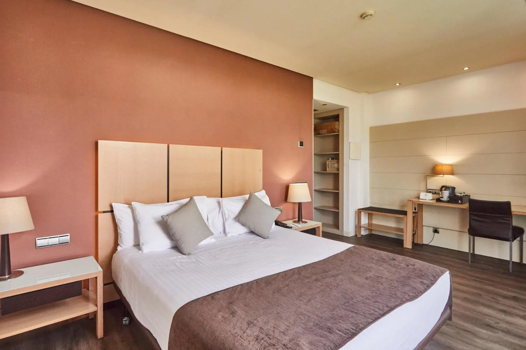 Bed in Silken Puerta Valencia