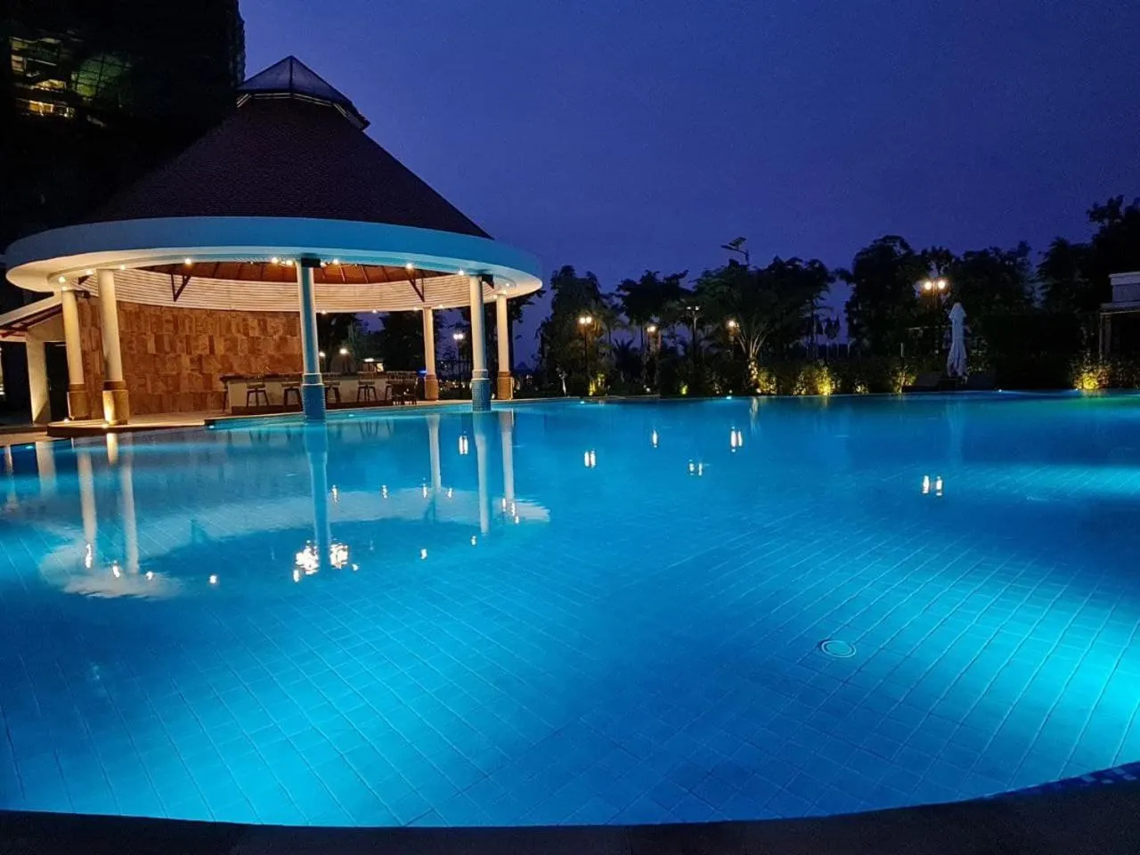 Pool view in Castle Bayview Resort & Spa