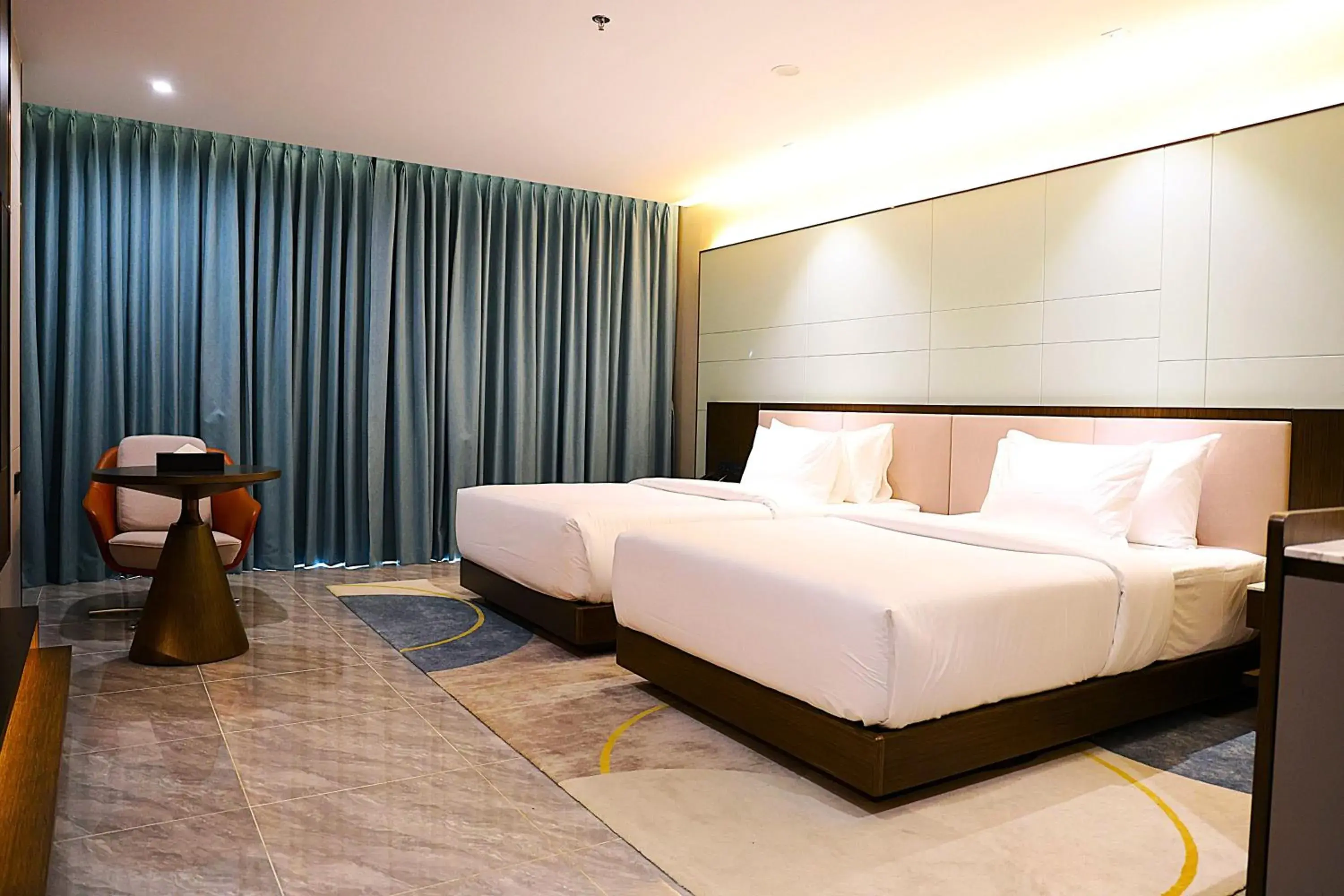 Supreme Deluxe Twin Mountain and River View in Castle Bayview Resort & Spa Supreme Deluxe Twin Mountain and River View in Castle Bayview Resort & Spa