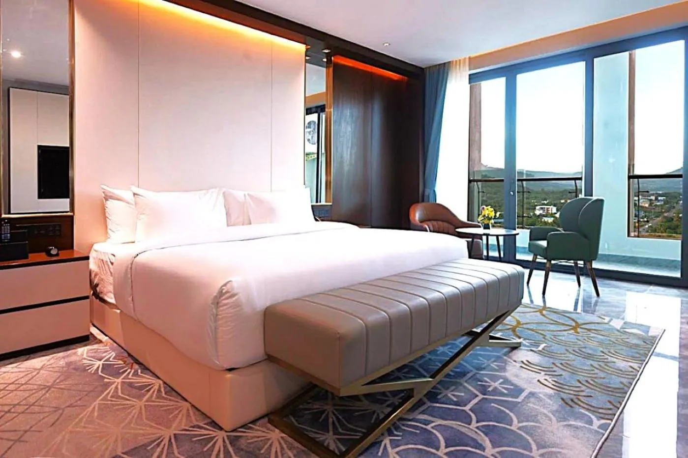 Bedroom, Bed in Castle Bayview Resort & Spa