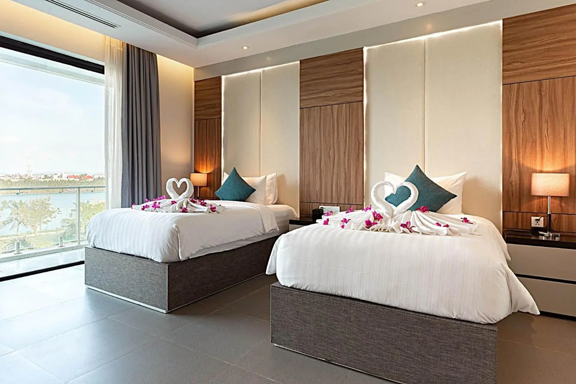 Grand Deluxe Twin Pool View in Castle Bayview Resort & Spa Grand Deluxe Twin Pool View in Castle Bayview Resort & Spa