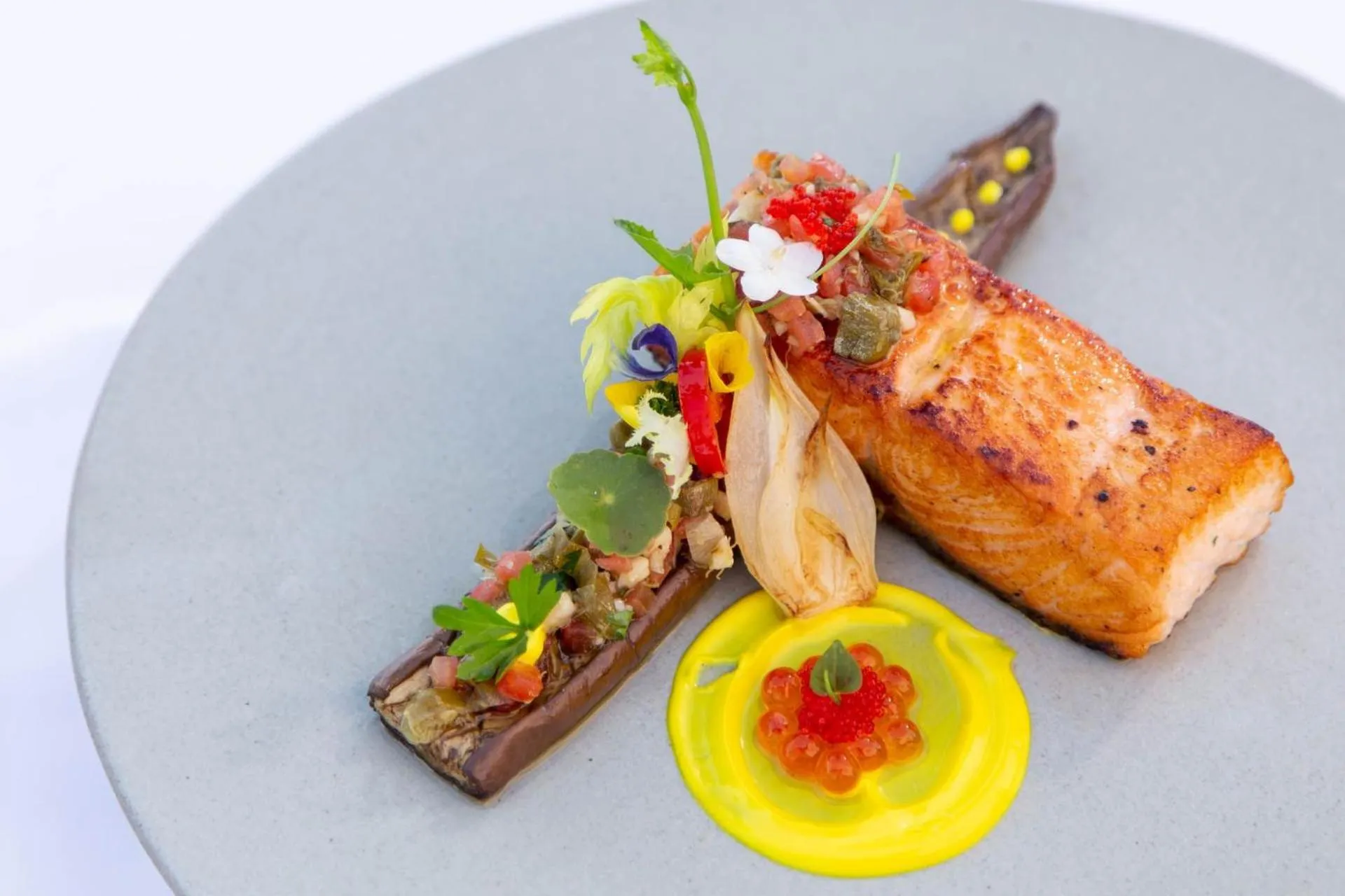 Food in Castle Bayview Resort & Spa