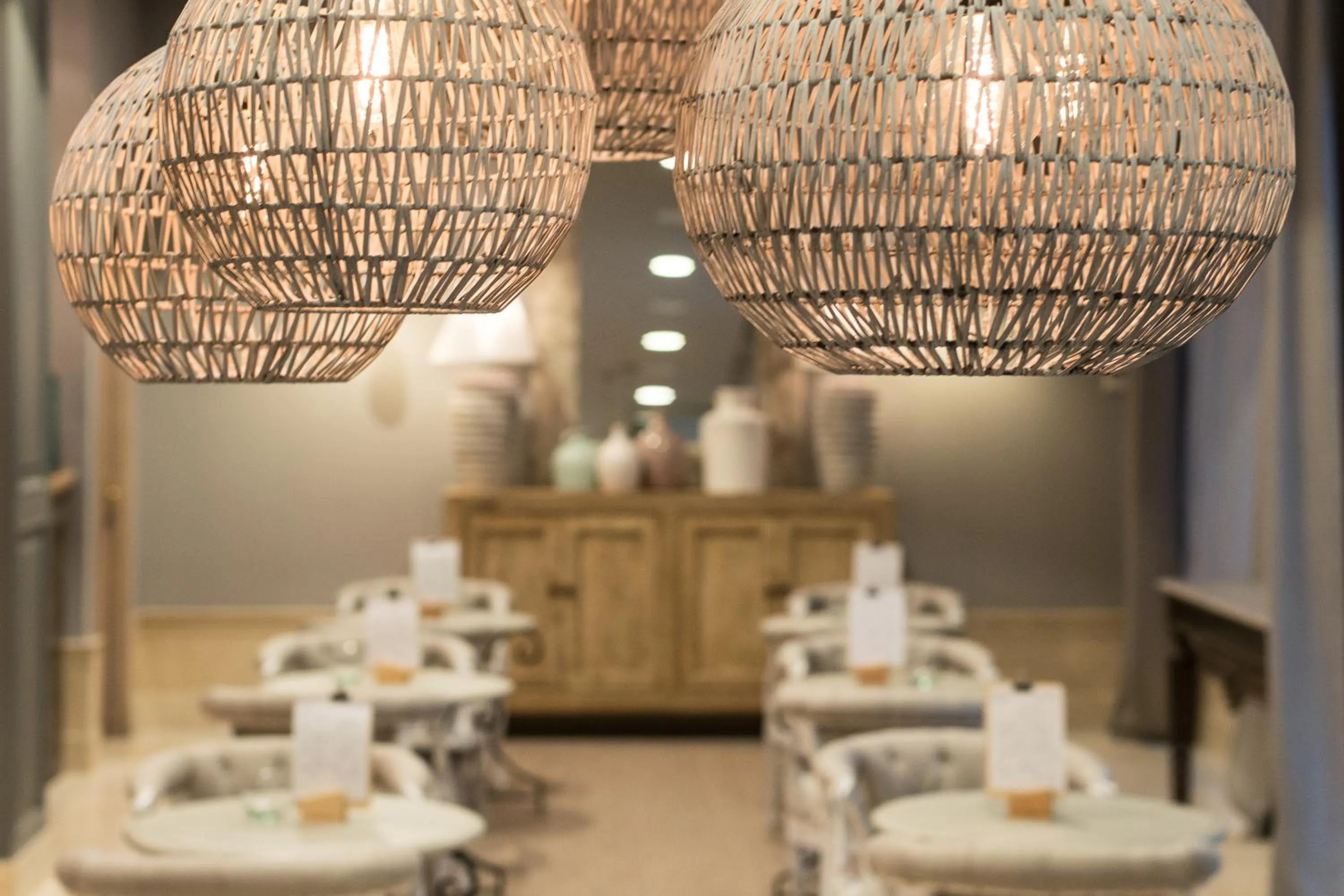 Restaurant/places to eat in Vincci Lys