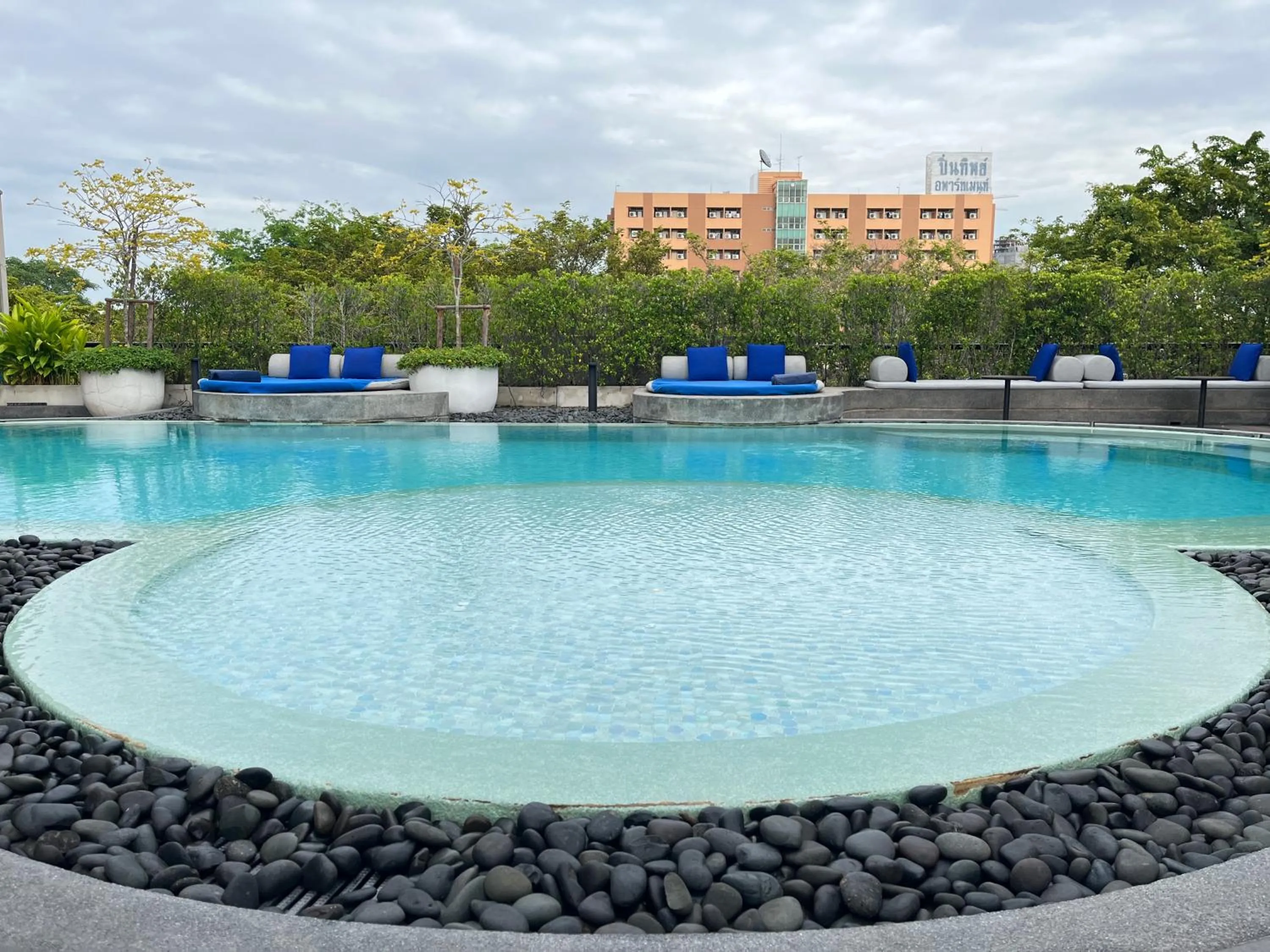Swimming pool in Casa 17 Hotel Bangkok
