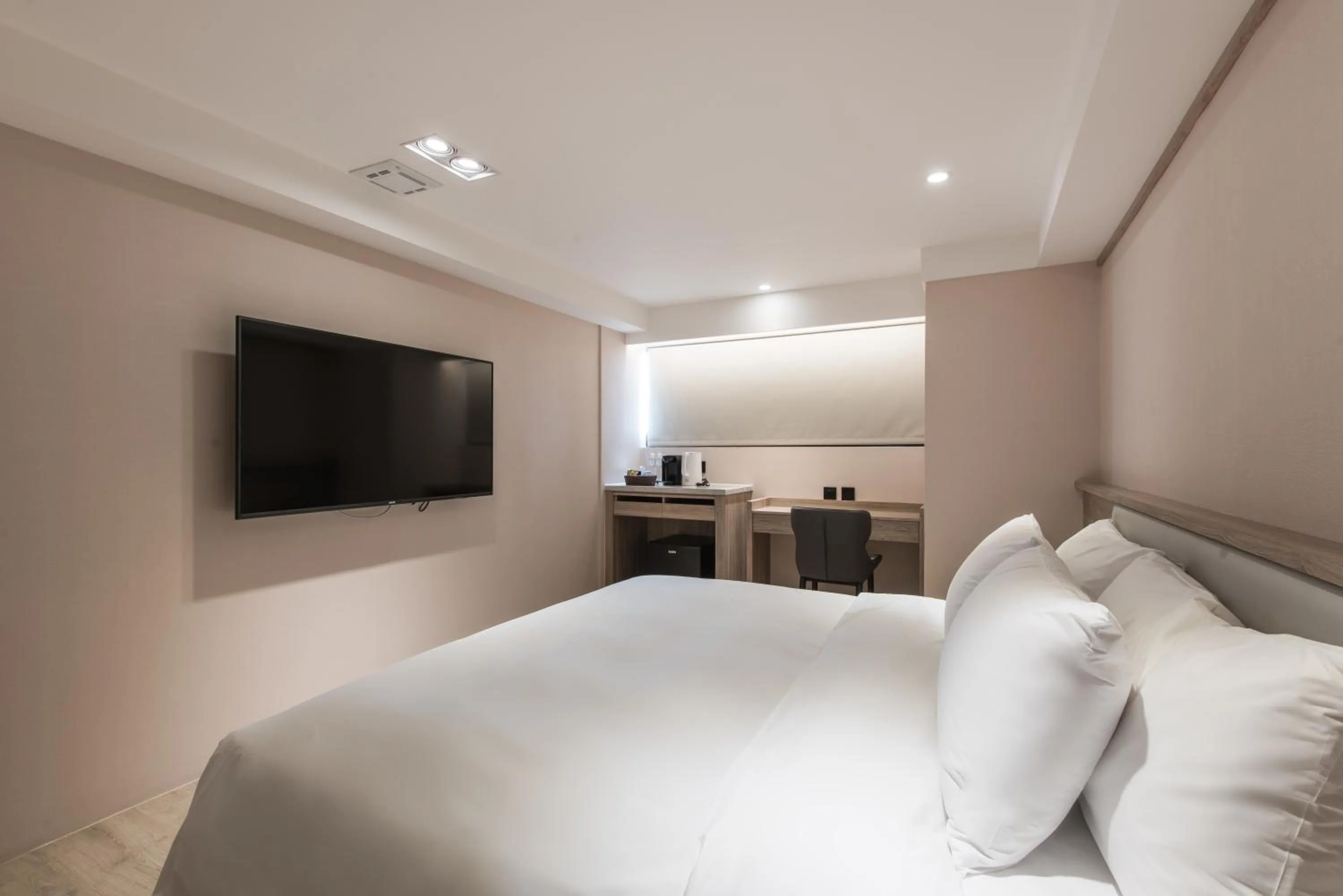 Bed in Spring Rhapsody Hotel