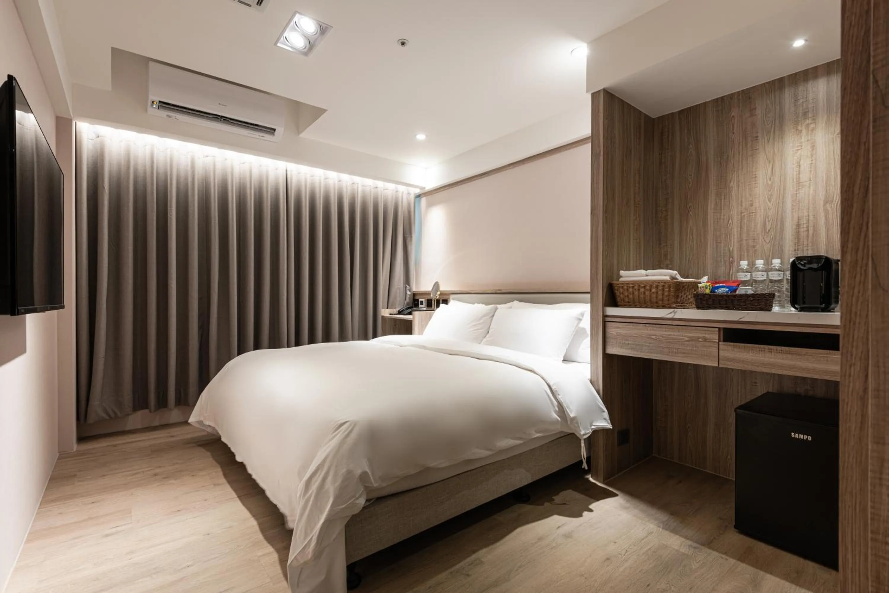 Bed in Spring Rhapsody Hotel