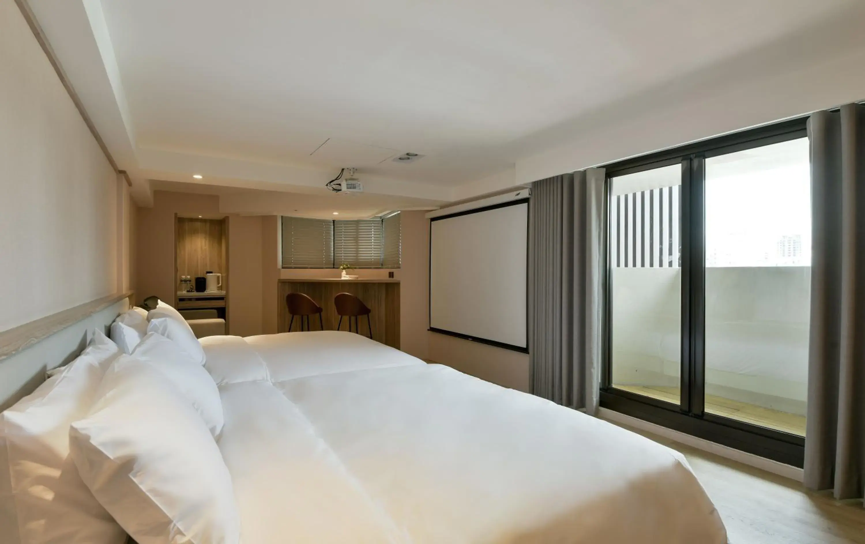 Bed in Spring Rhapsody Hotel Bed in Spring Rhapsody Hotel