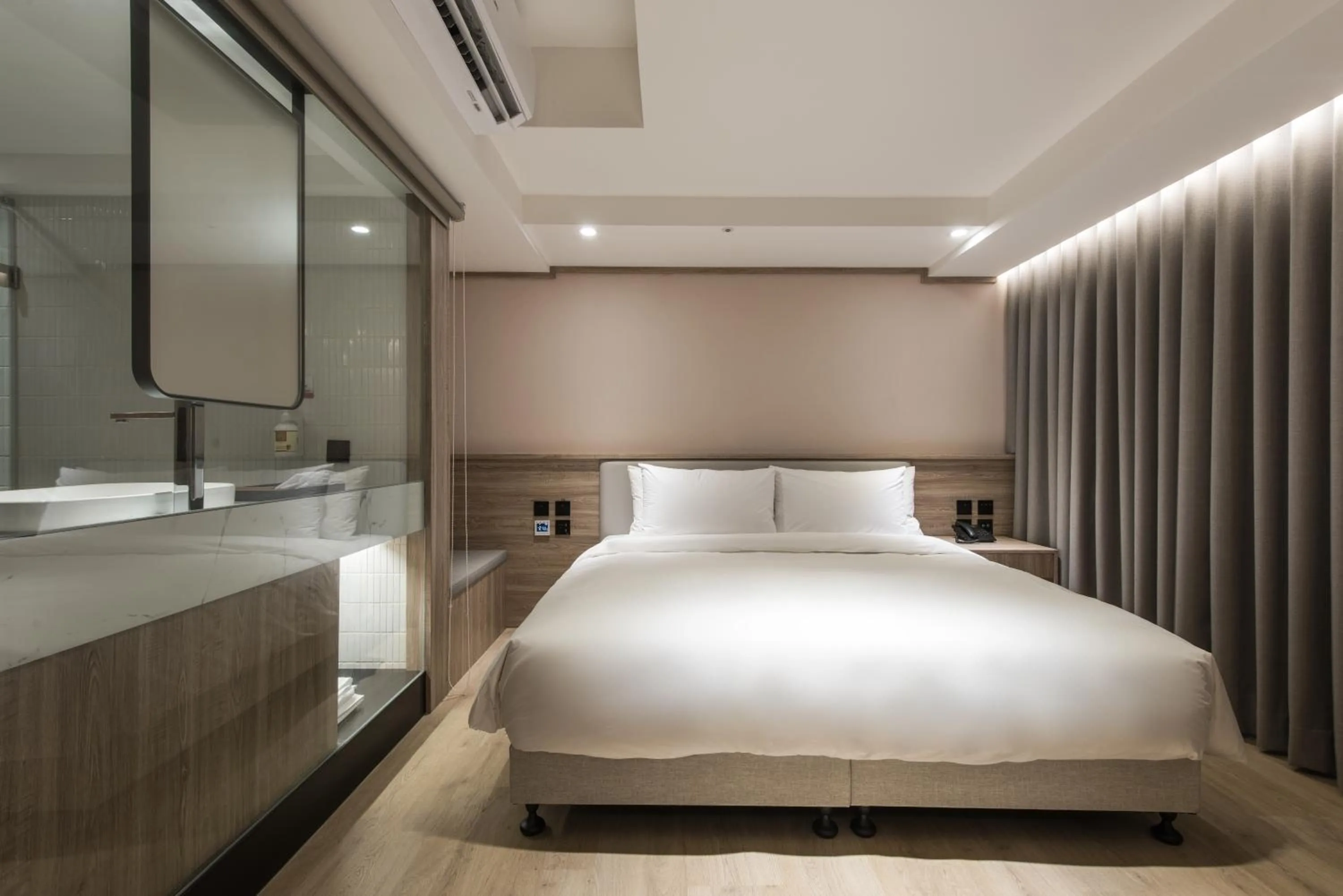 Bed in Spring Rhapsody Hotel