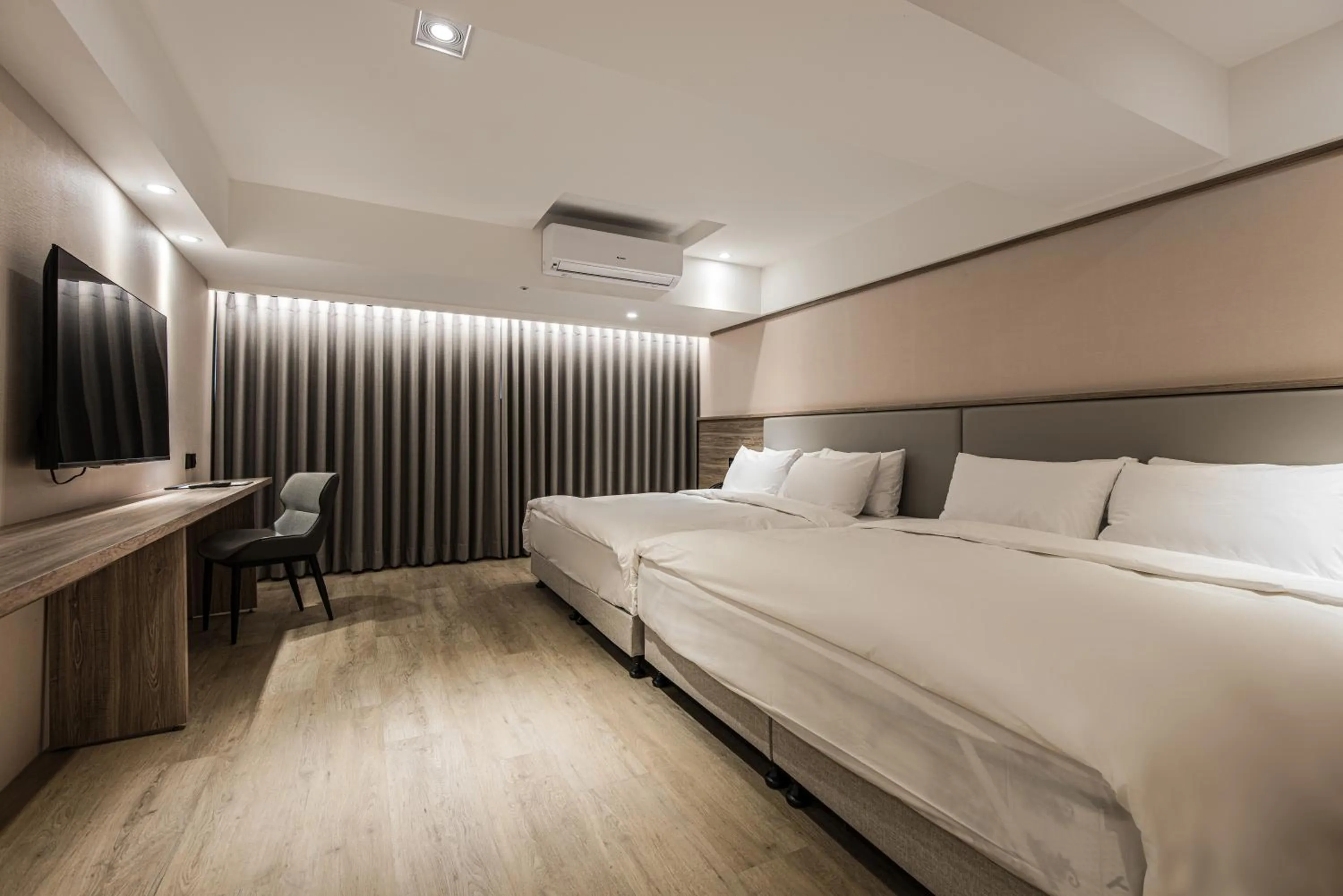 Bed in Spring Rhapsody Hotel