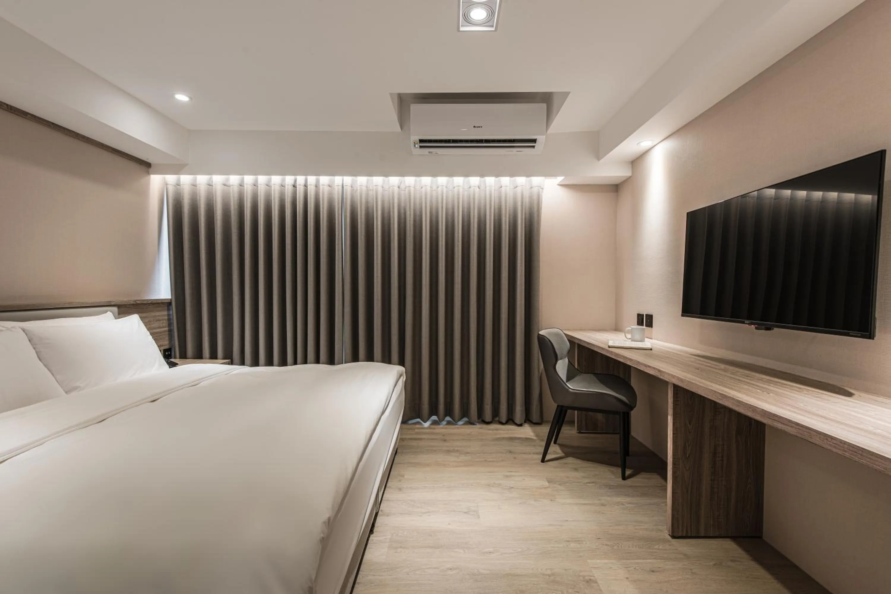 Bed in Spring Rhapsody Hotel