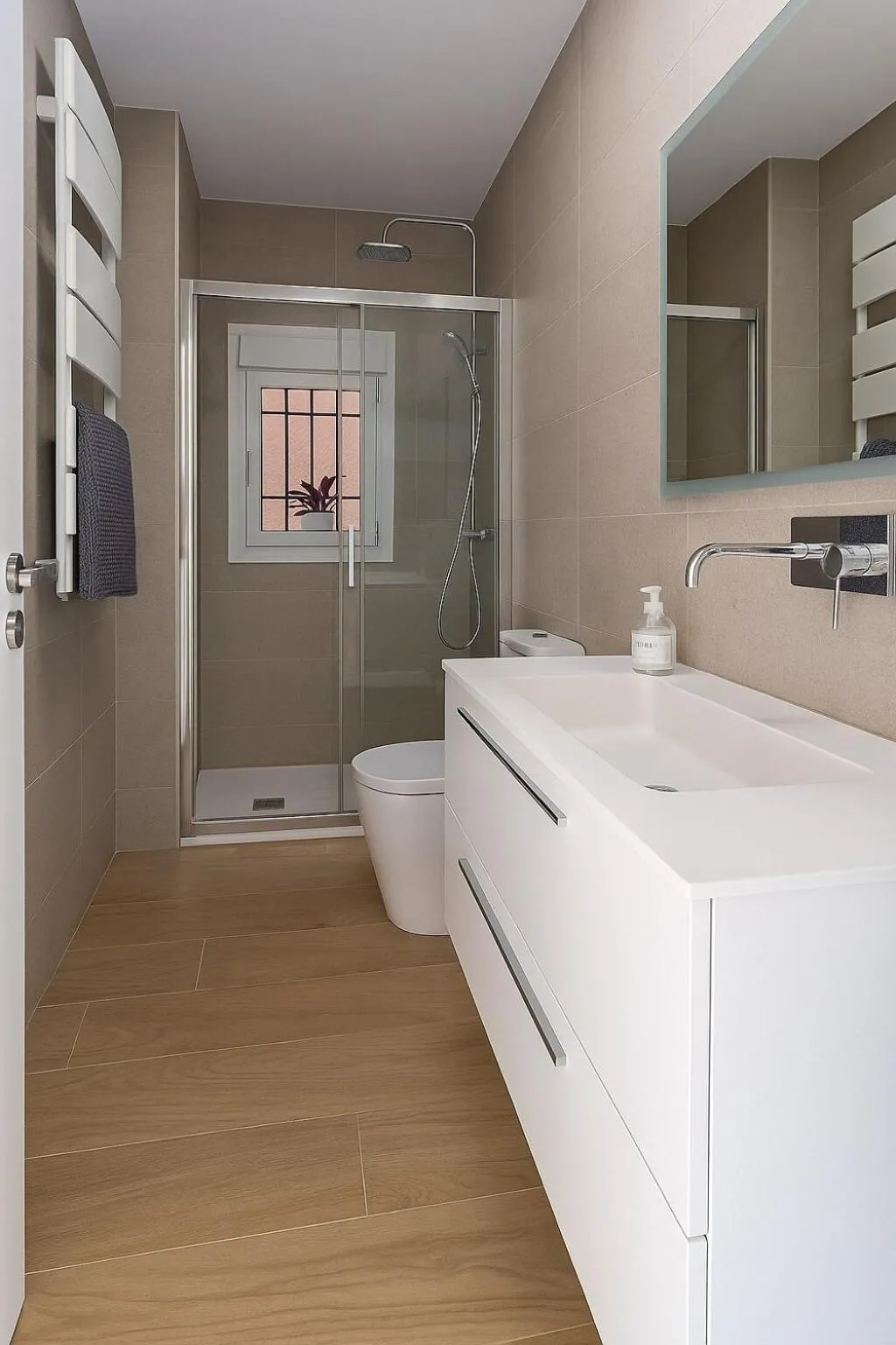 Bathroom in Céntrico Apartamento en Jaén 107 m2 2 baños 4 pax