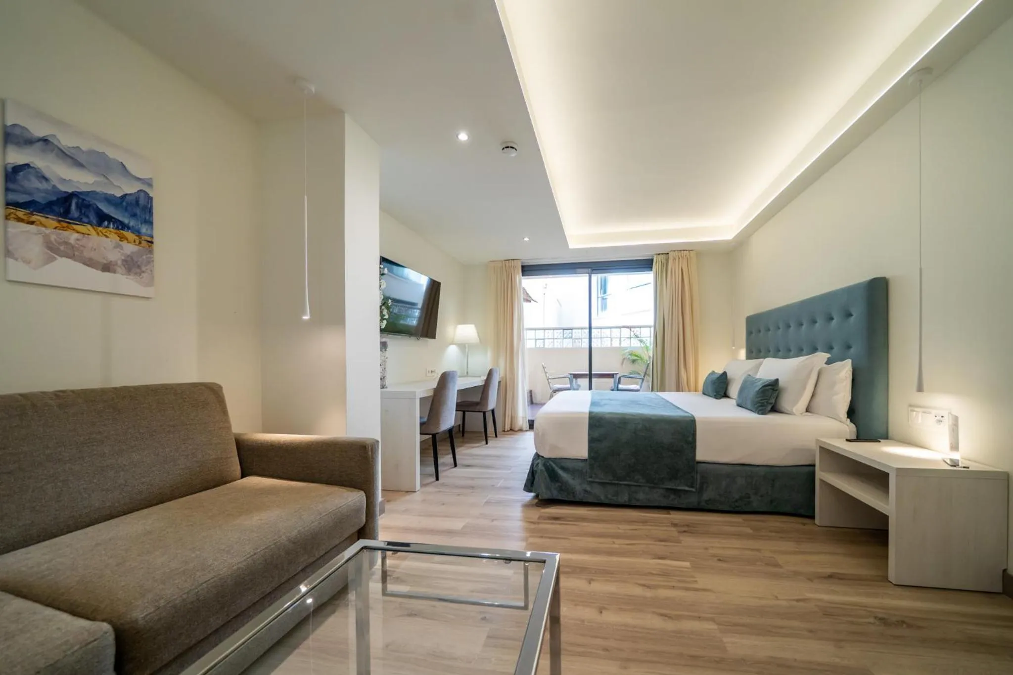 Bed in Hotel Concordia Barcelona