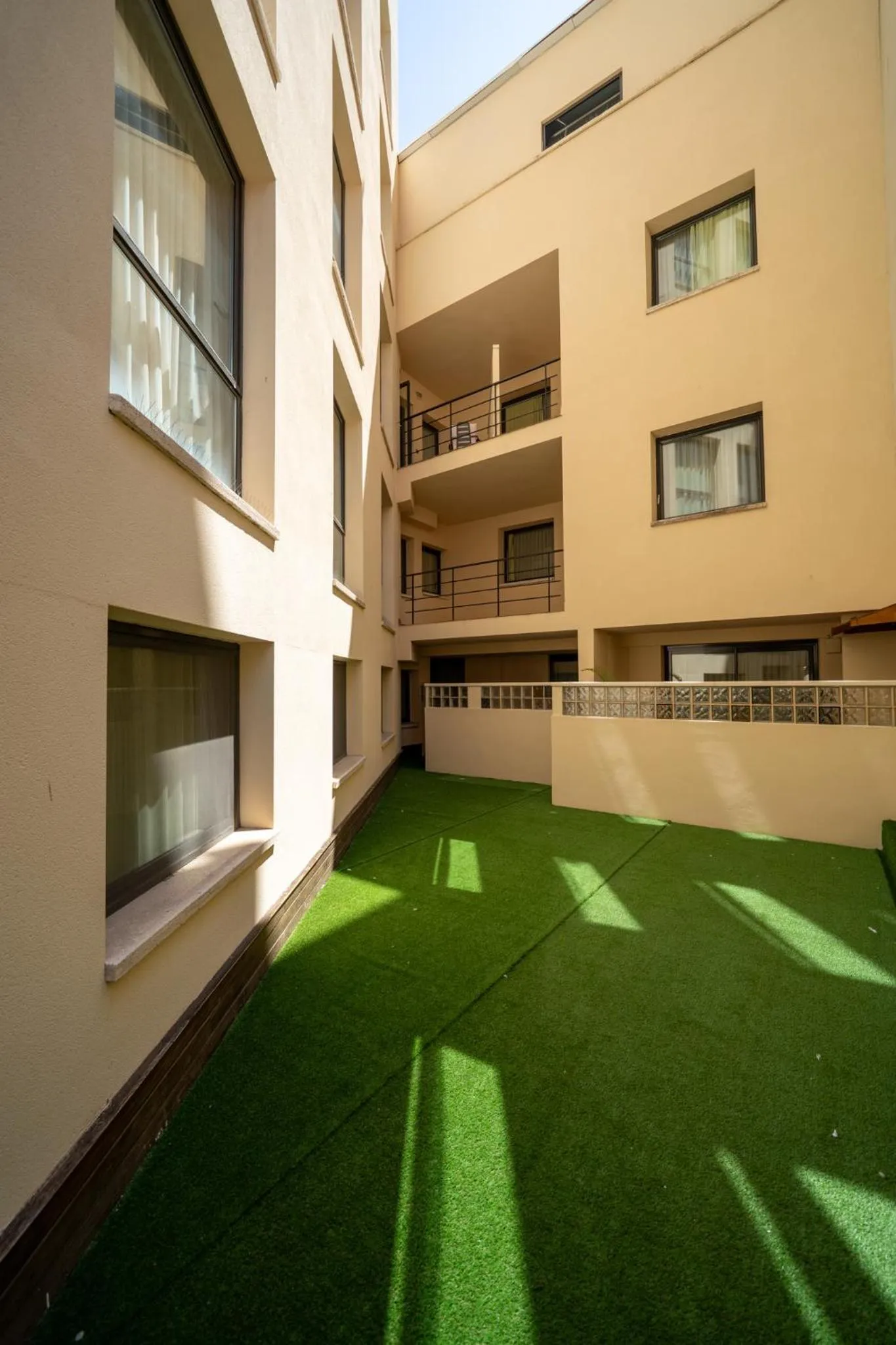 Inner courtyard view in Hotel Concordia Barcelona