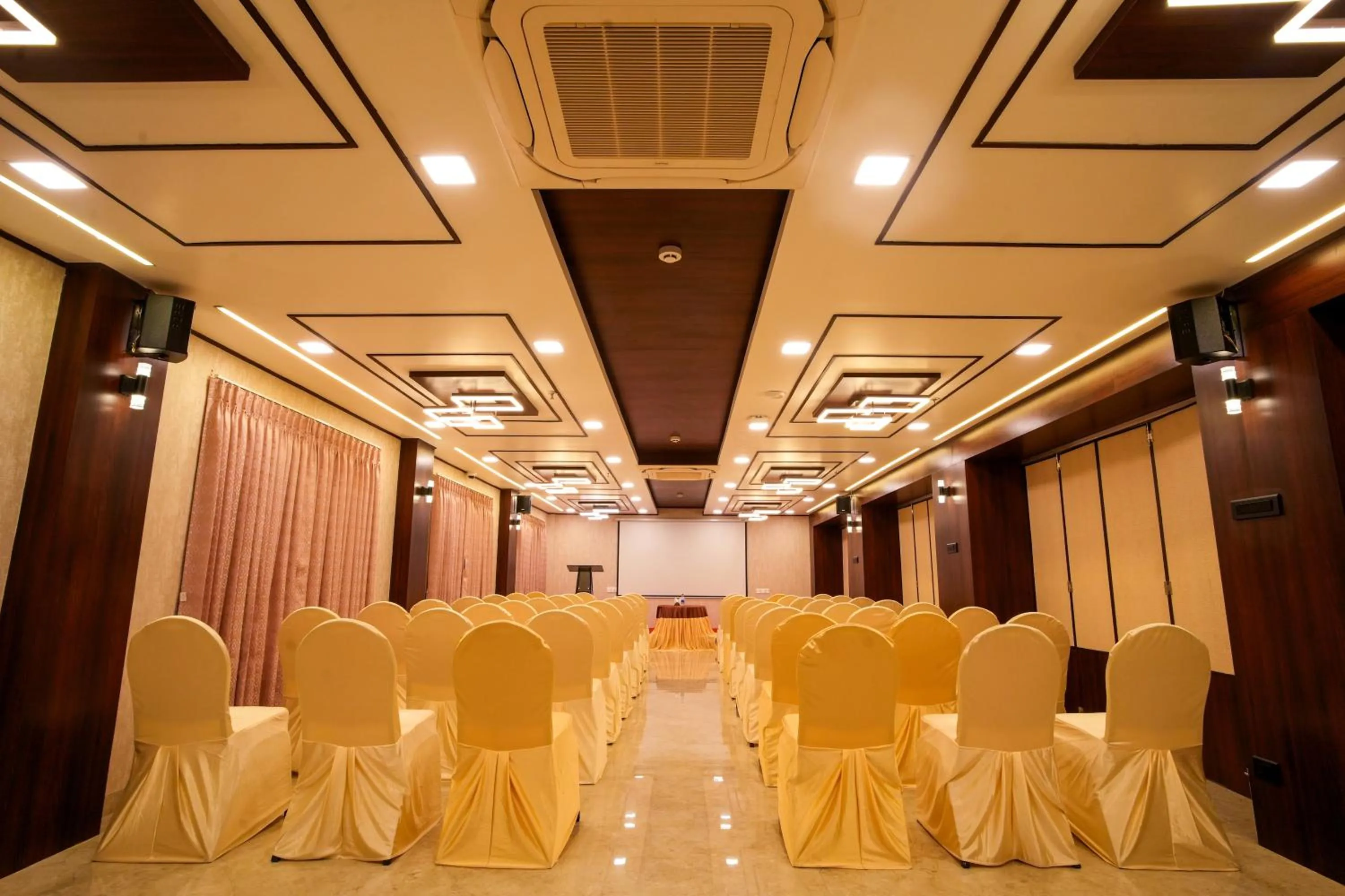Banquet/Function facilities in The Zen Park Coimbatore