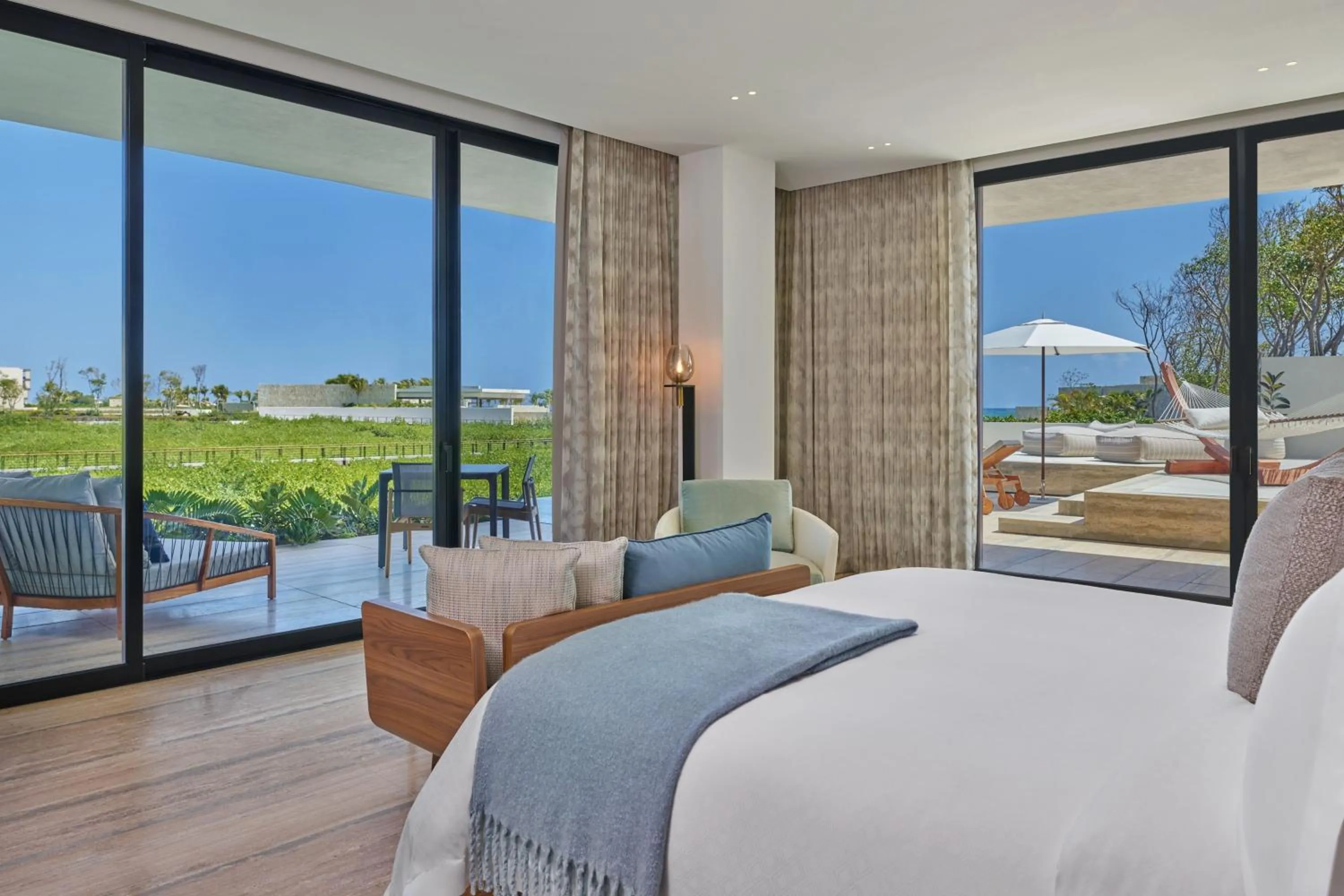 Photo of the whole room, Bed in The St. Regis Kanai Resort, Riviera Maya