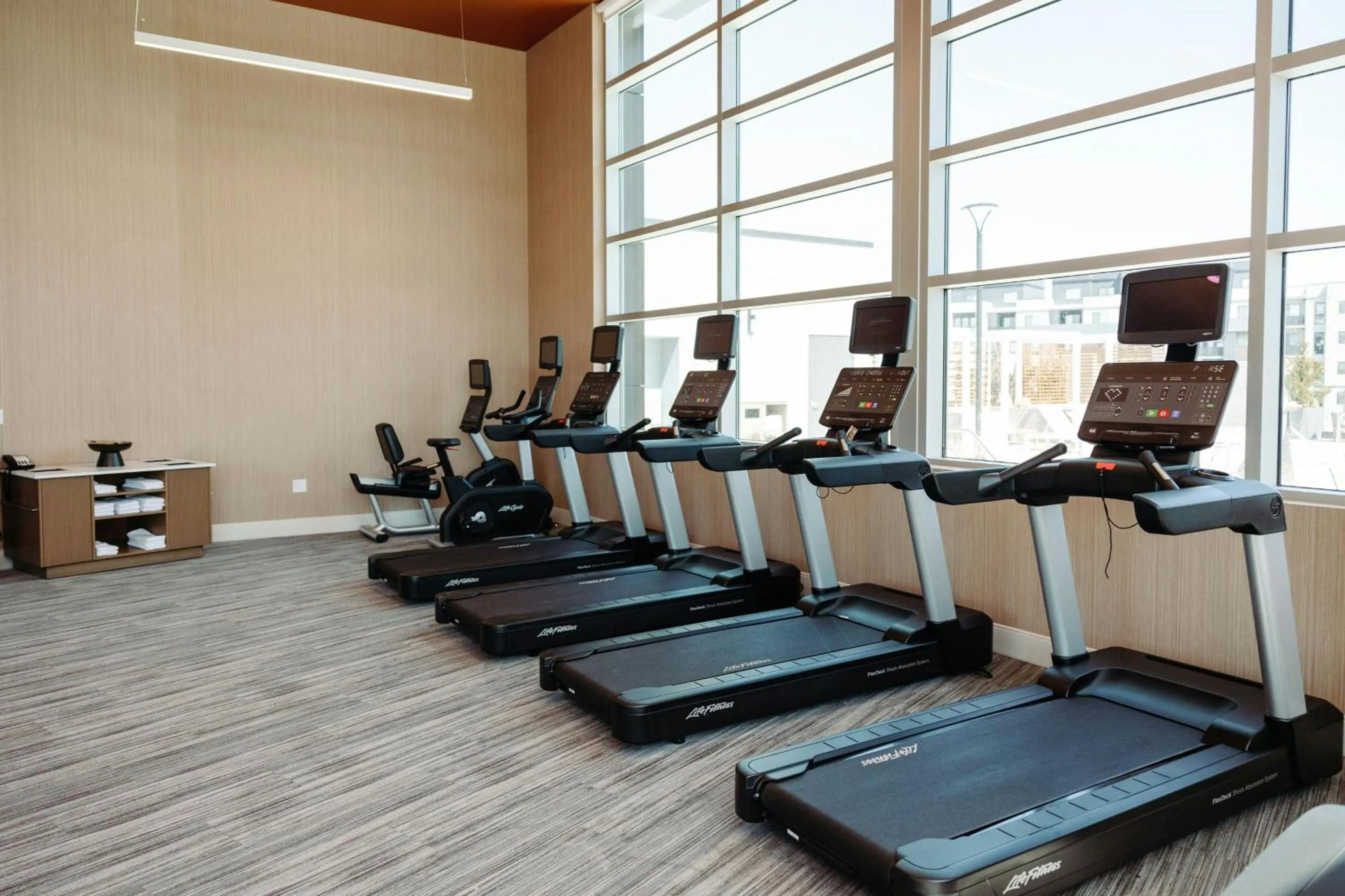 Fitness centre/facilities in Element Reno Experience District