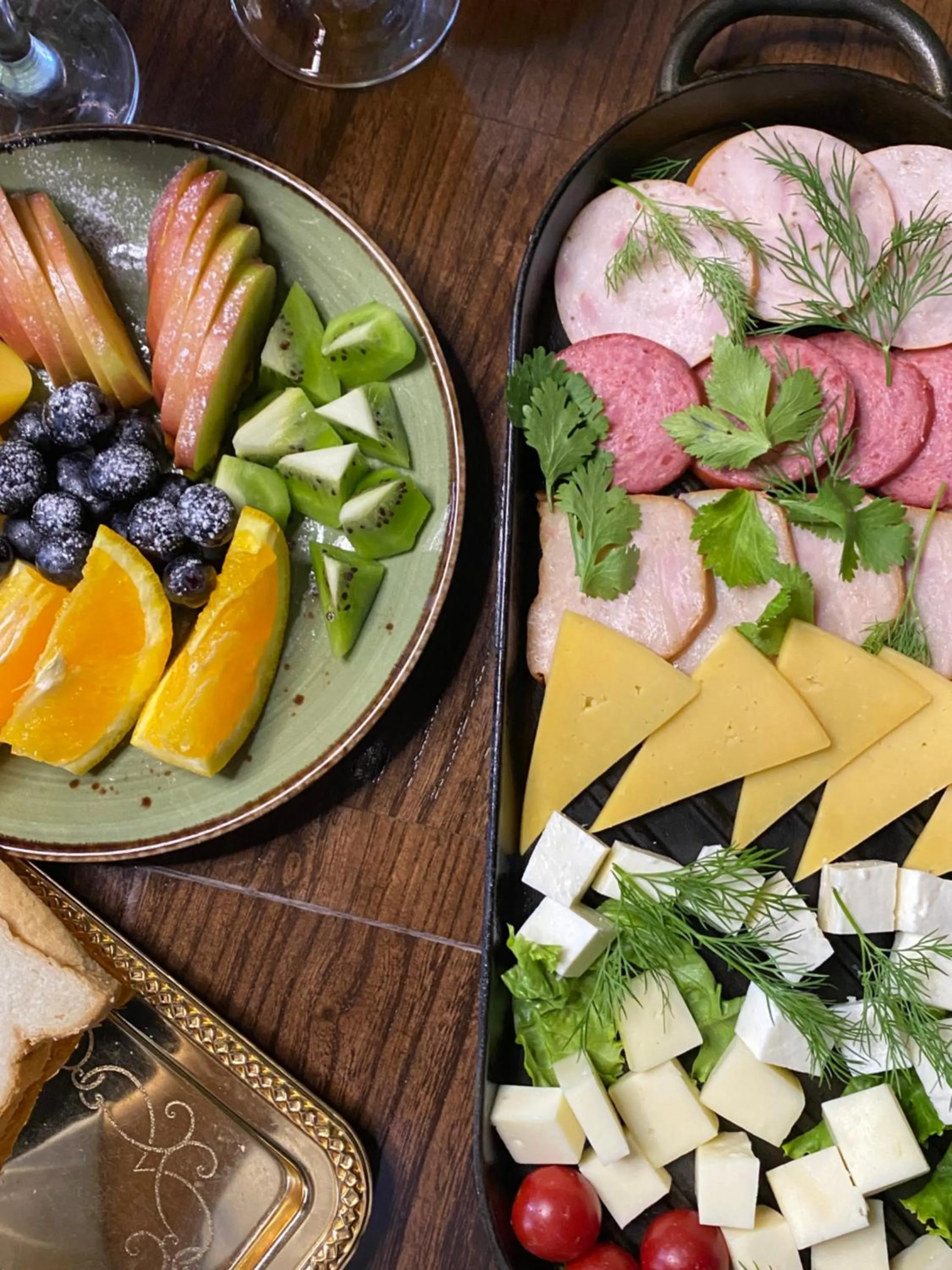 Buffet breakfast in MaxWell Hotel & SPA