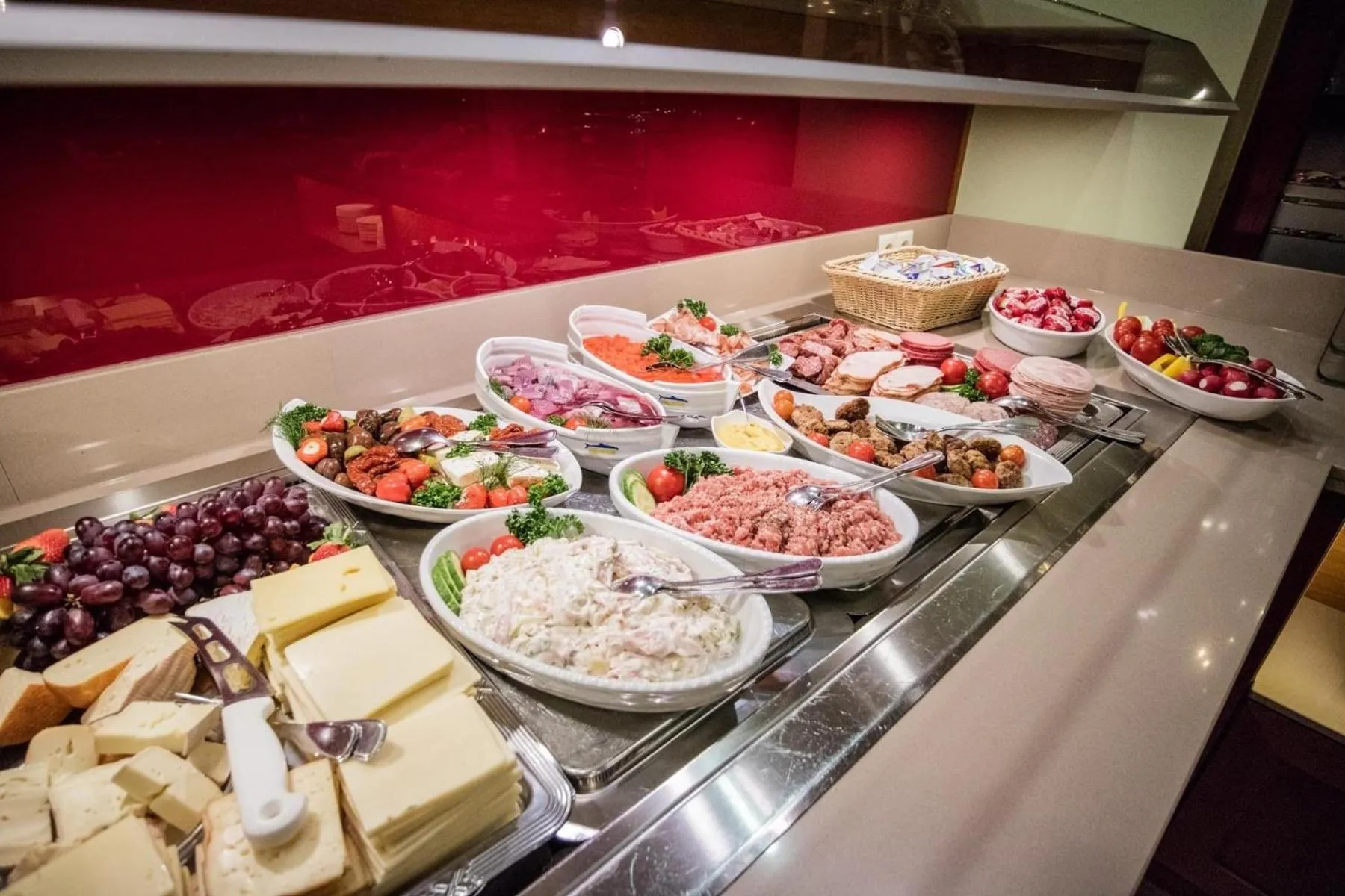 Buffet breakfast in Hotel Restaurant Zur Post Lohfelden