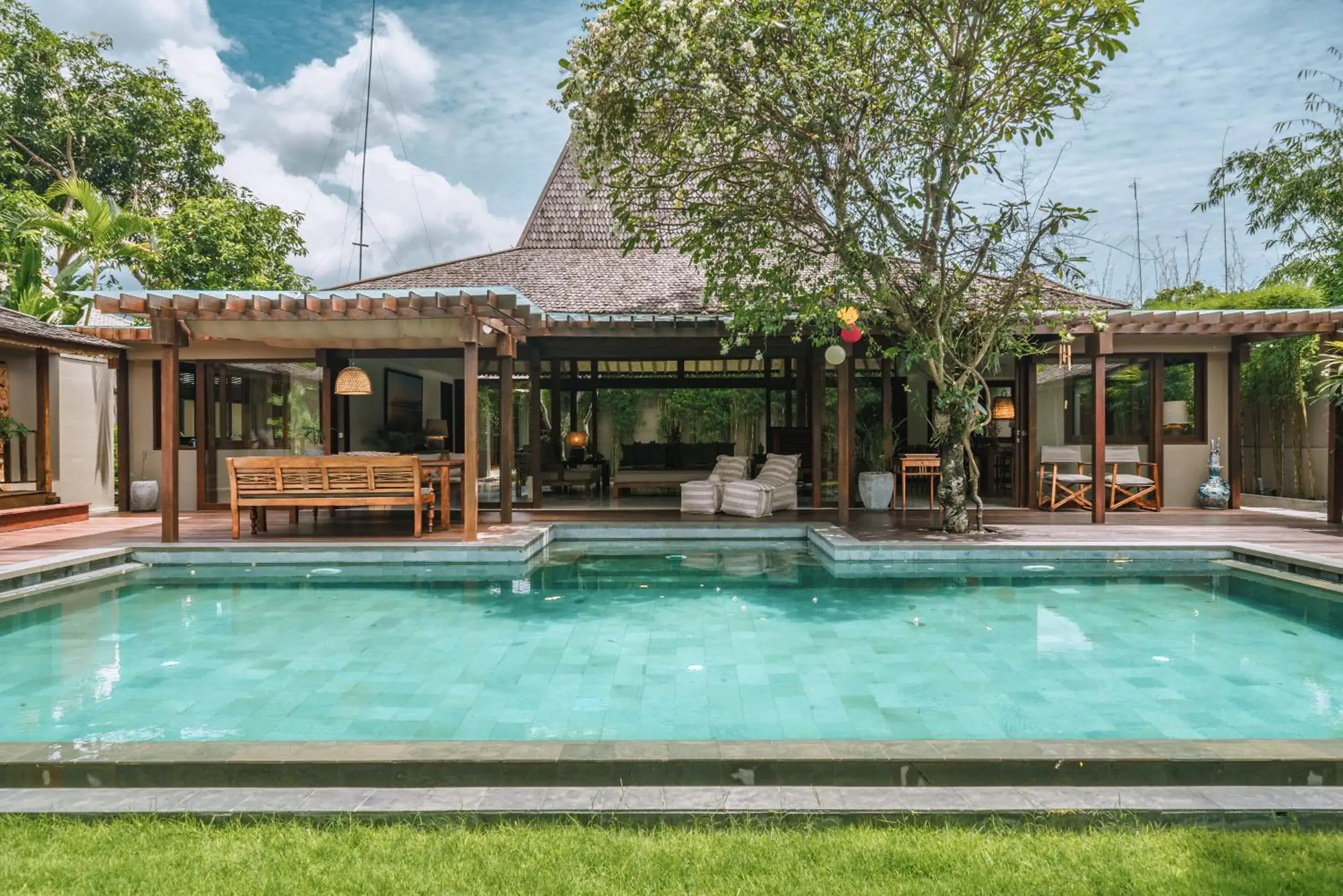 Villa Amore - Elegant 4-br Villa close to the beach Villa Amore - Elegant 4-br Villa close to the beach