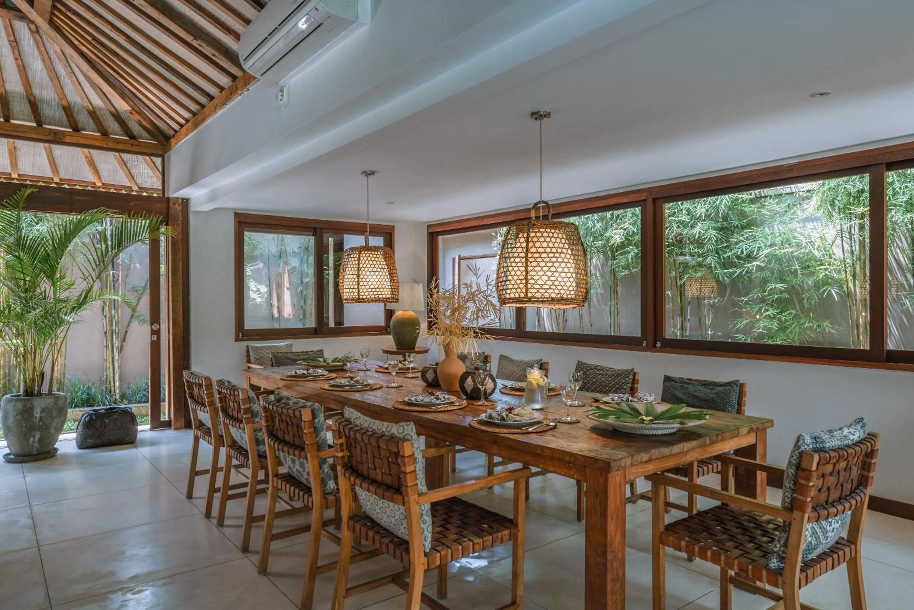 Villa Amore - Elegant 4-br Villa close to the beach