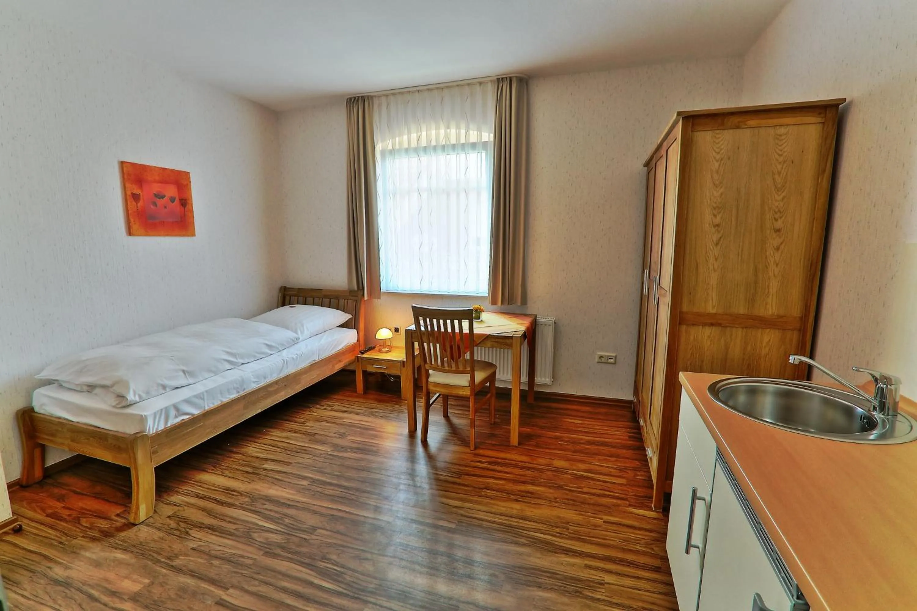 Photo of the whole room, Bed in Hotel Restaurant Schute