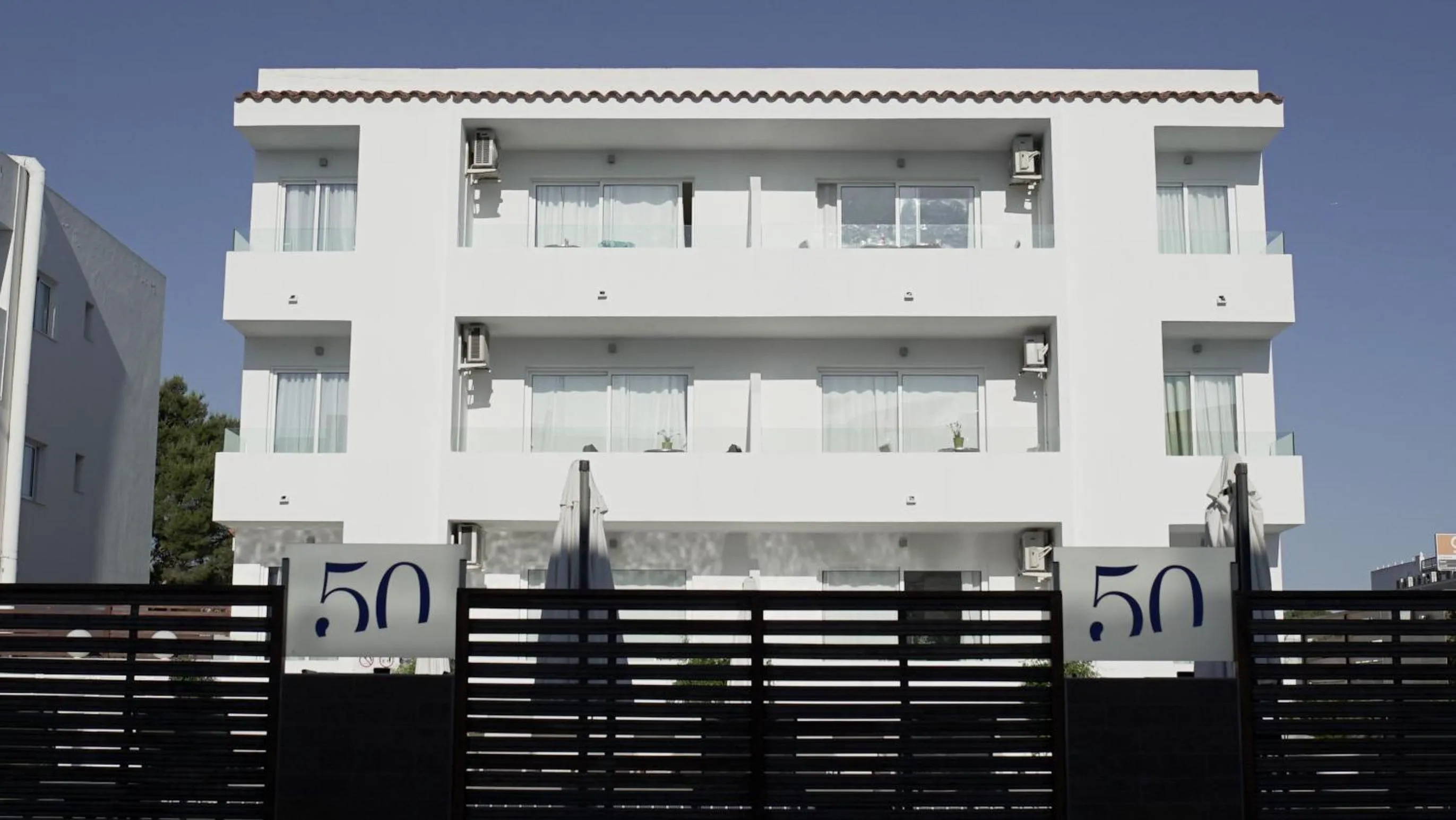 Facade/entrance in Aparthotel Fleming 50 - Adults Only
