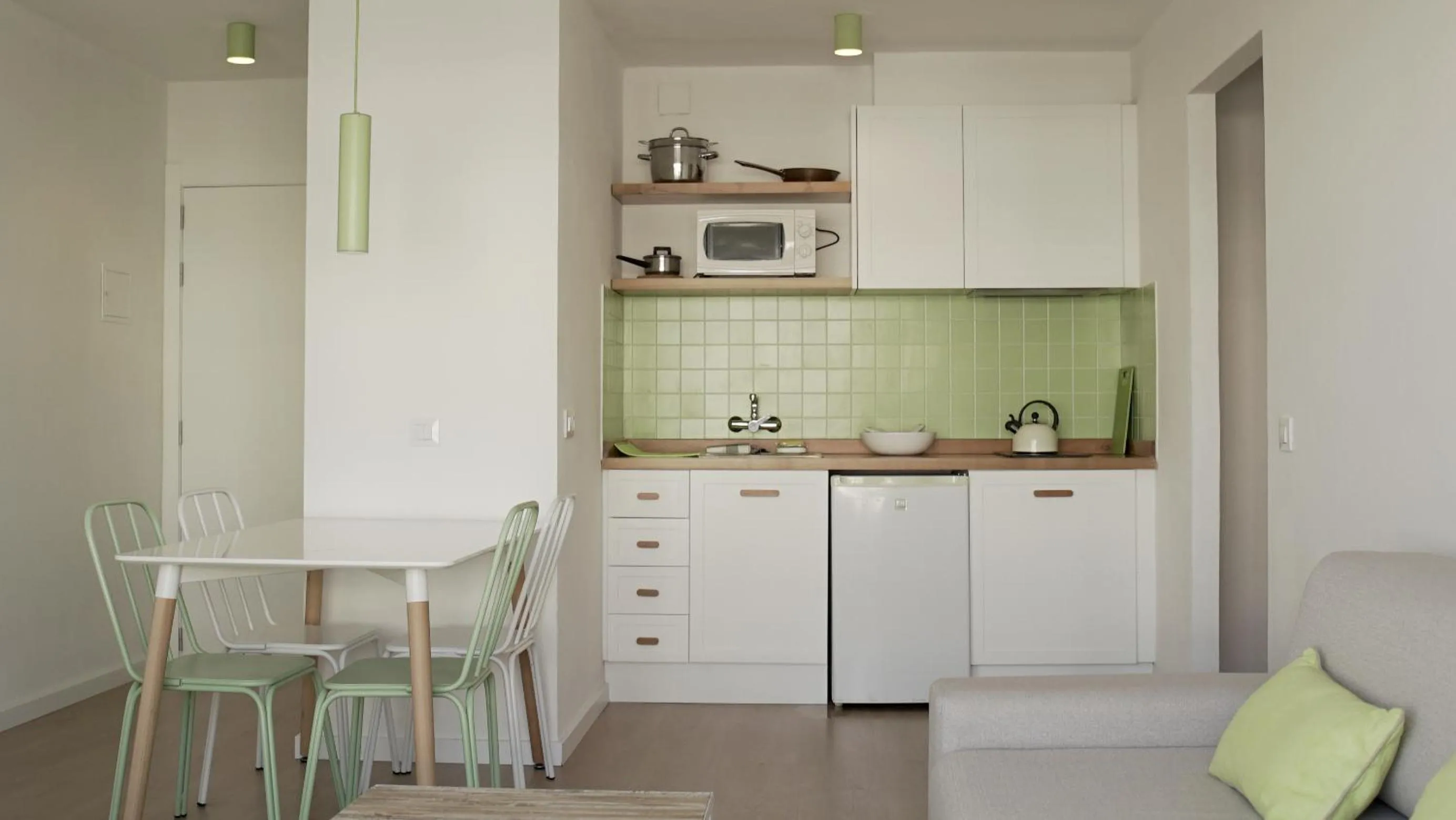 Kitchen or kitchenette in Aparthotel Fleming 50 - Adults Only