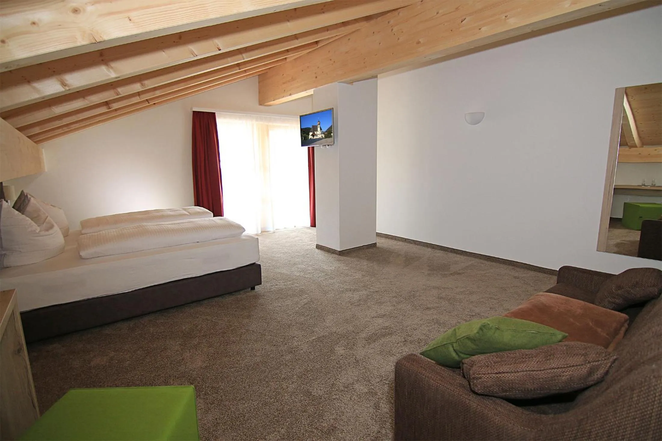 Staff, Bed in Alpinhotel Berchtesgaden