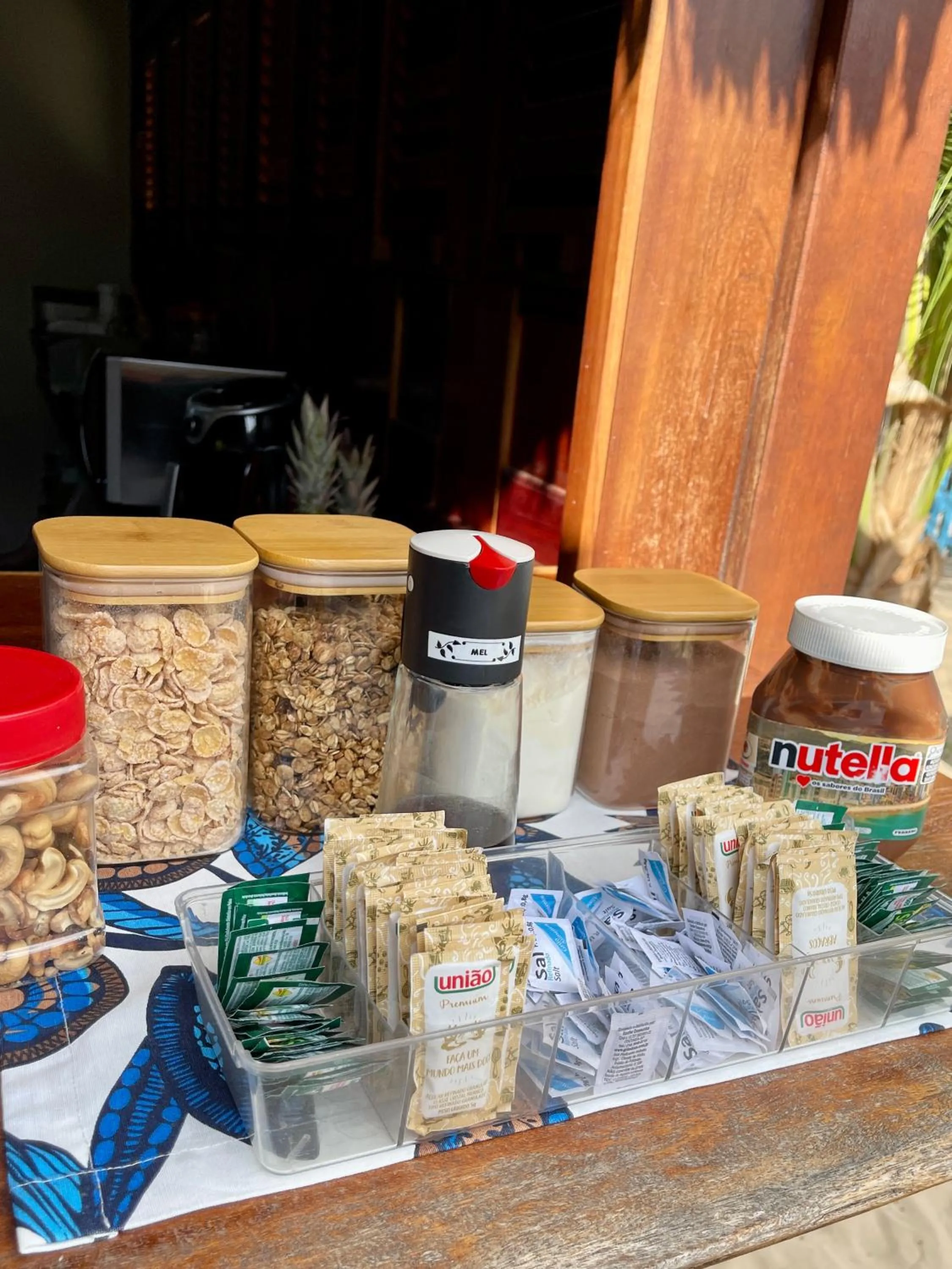 Buffet breakfast in Pousada Lanea Experience