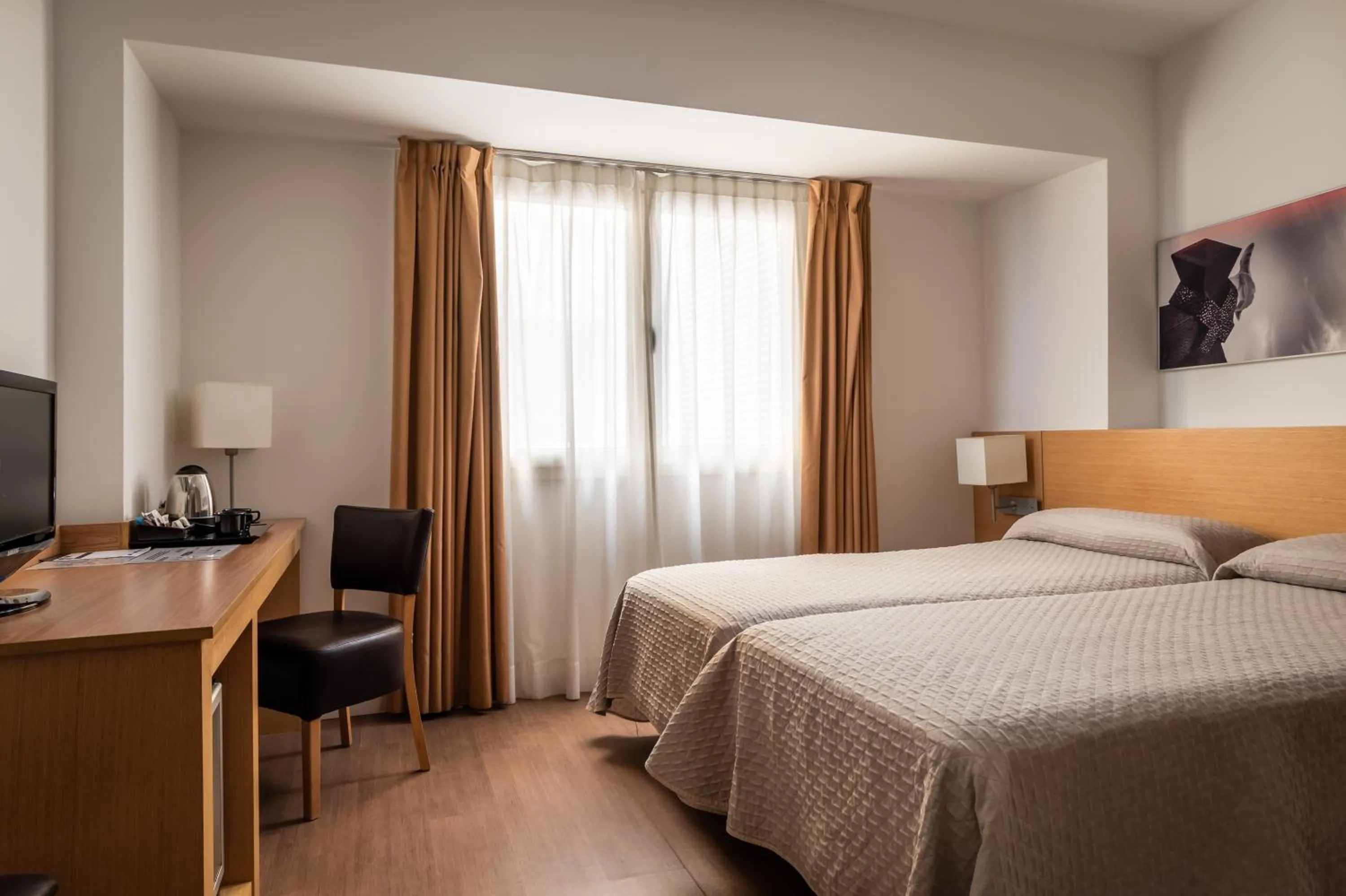 Bedroom, Bed in Hotel Sagrada Familia
