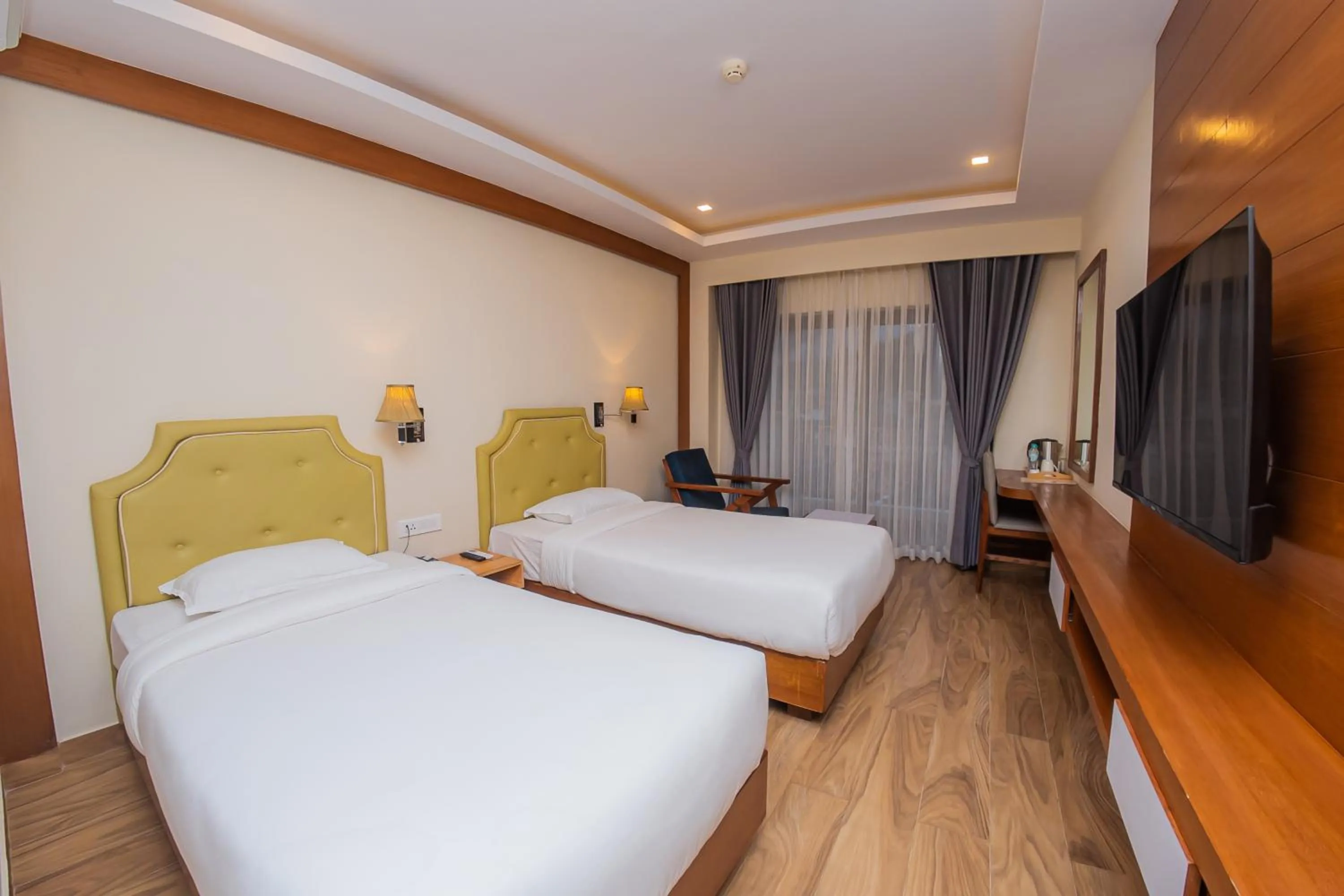 Photo of the whole room, Bed in Hotel Fewa Trip