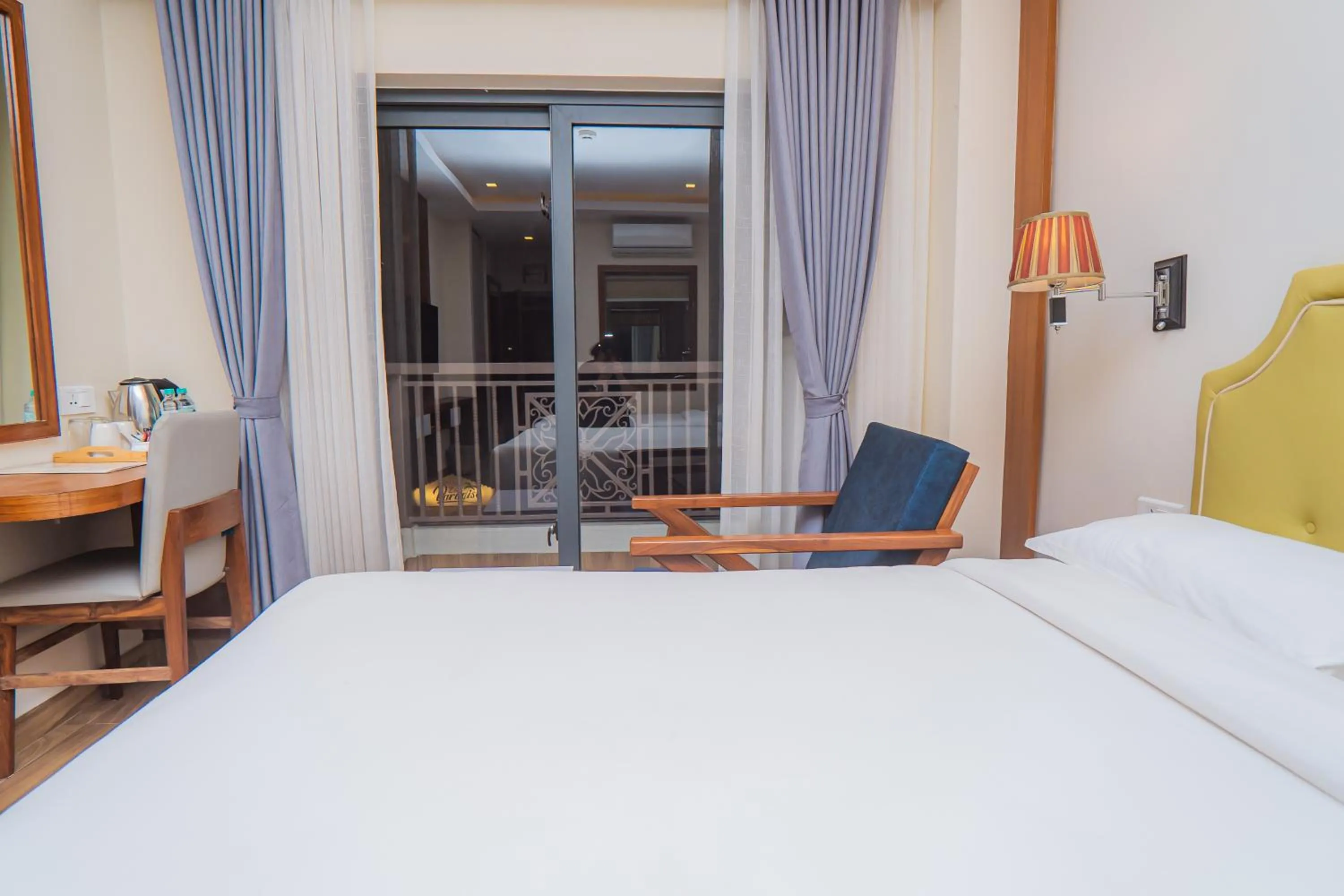 Photo of the whole room, Bed in Hotel Fewa Trip