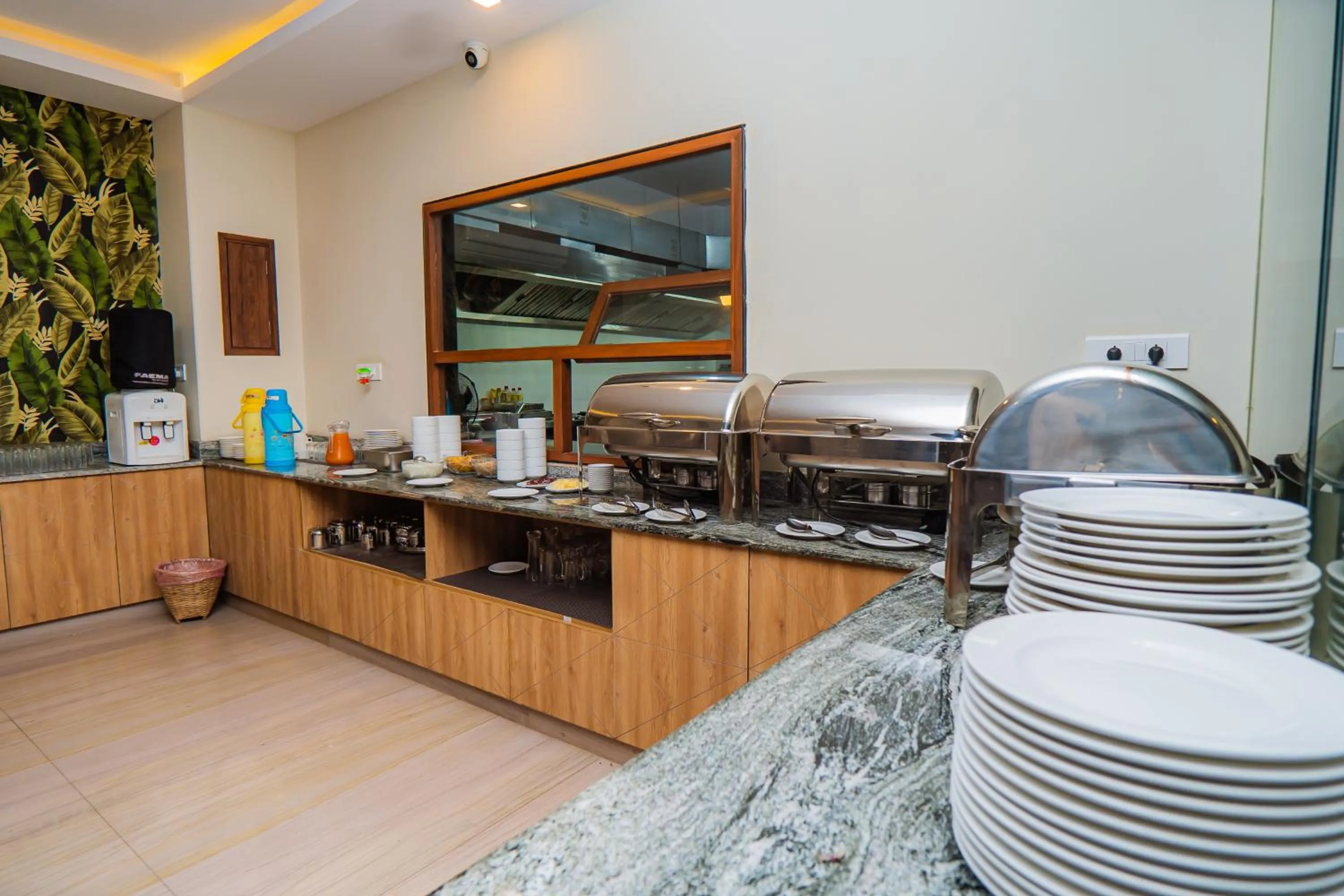 Food and drinks in Hotel Fewa Trip