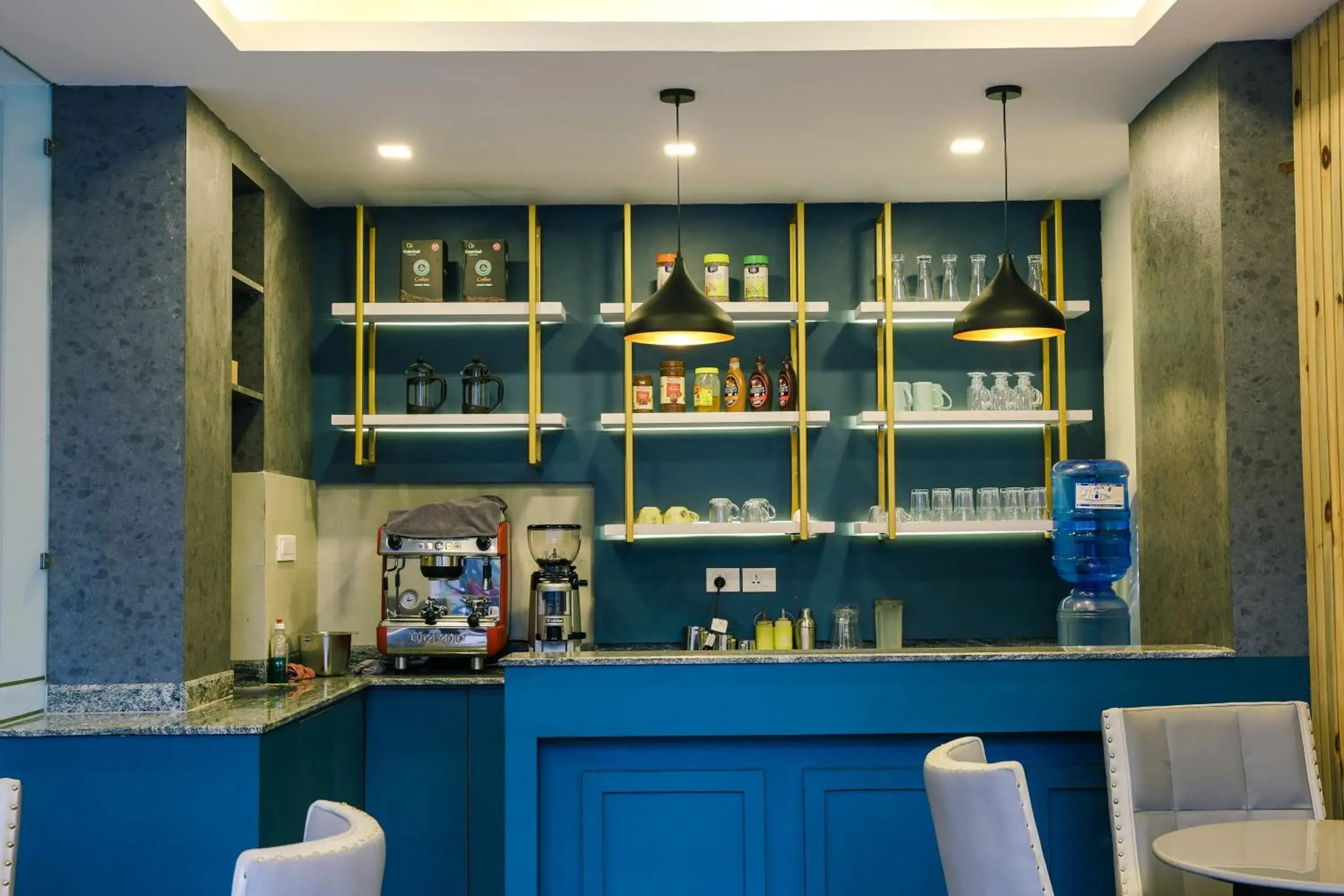 Restaurant/places to eat in Hotel Fewa Trip Restaurant/places to eat in Hotel Fewa Trip