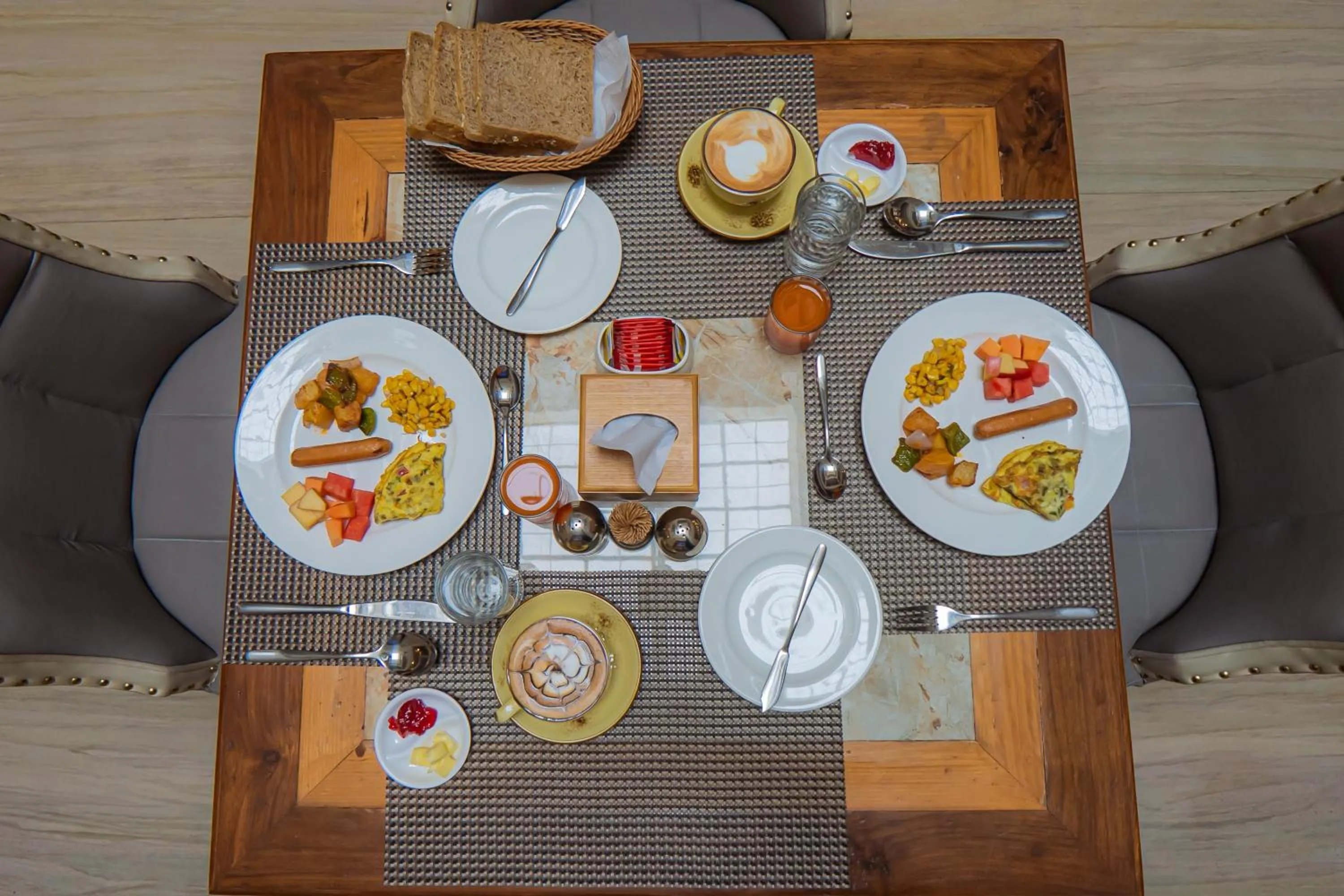 Food in Hotel Fewa Trip