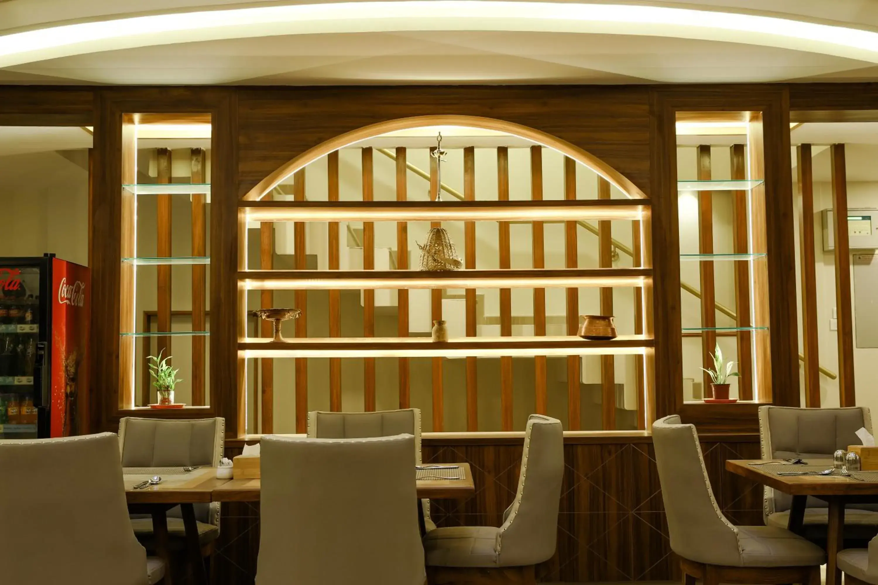 Restaurant/places to eat in Hotel Fewa Trip Restaurant/places to eat in Hotel Fewa Trip