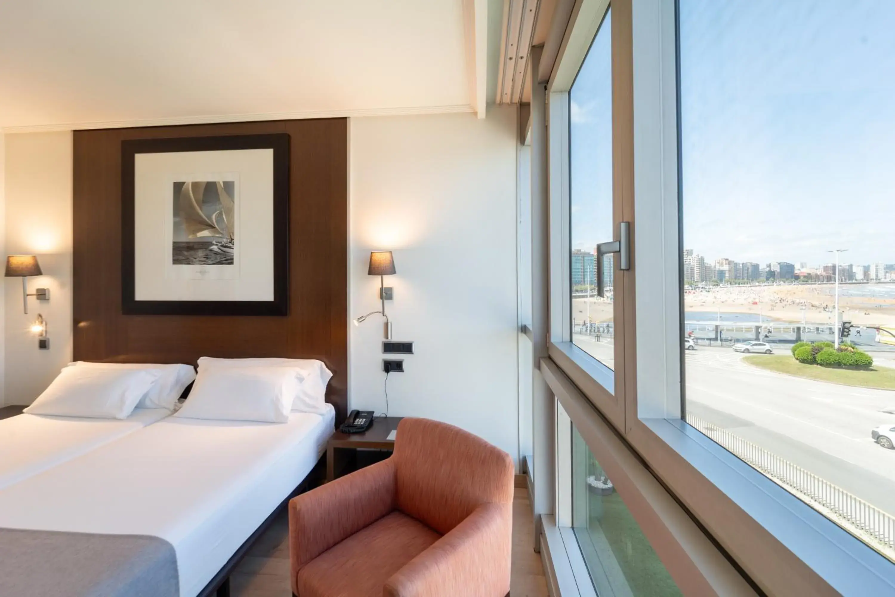 Photo of the whole room, Bed in Abba Playa Gijón Photo of the whole room, Bed in Abba Playa Gijón