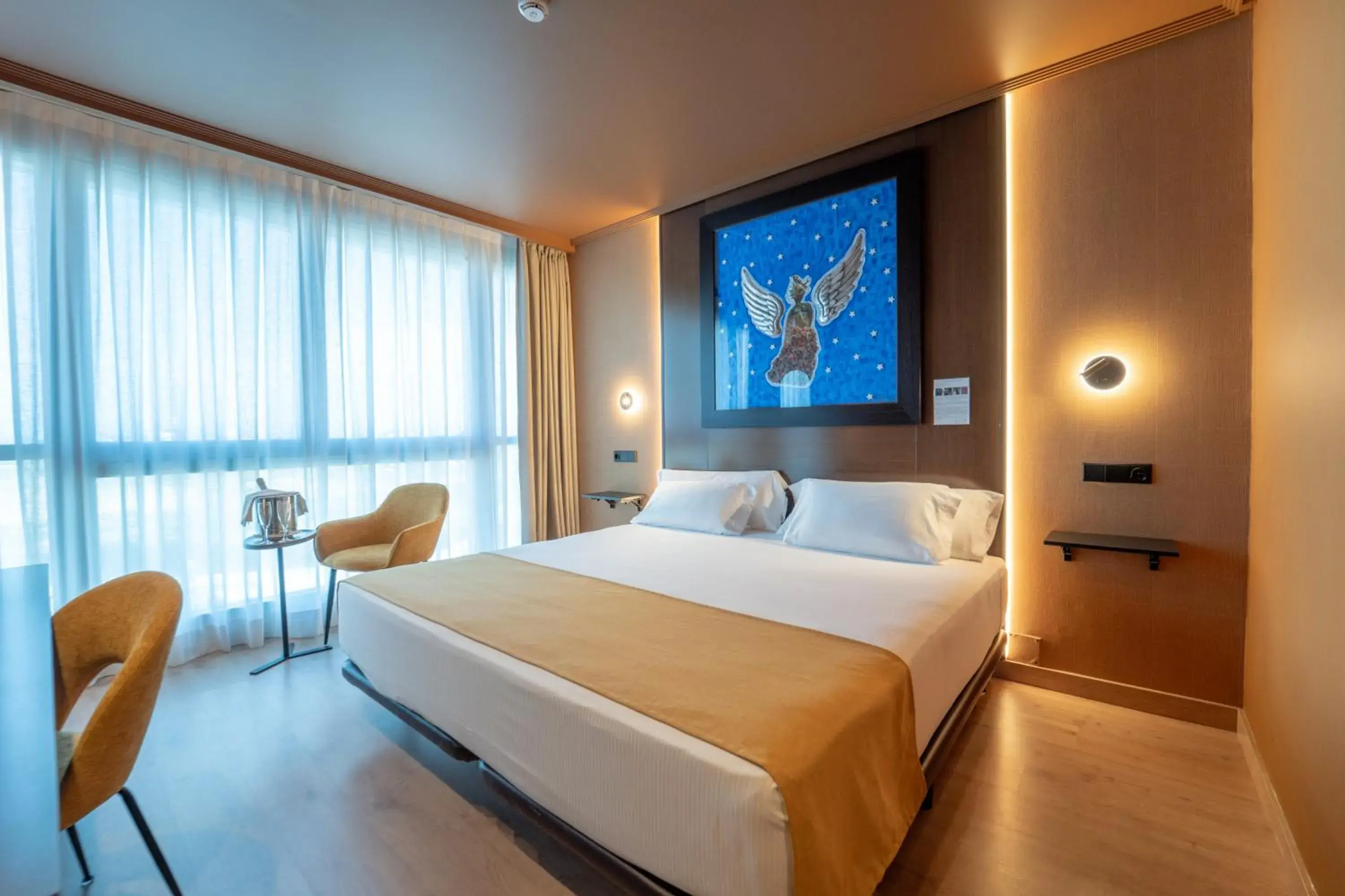 Photo of the whole room, Bed in Abba Playa Gijón Photo of the whole room, Bed in Abba Playa Gijón