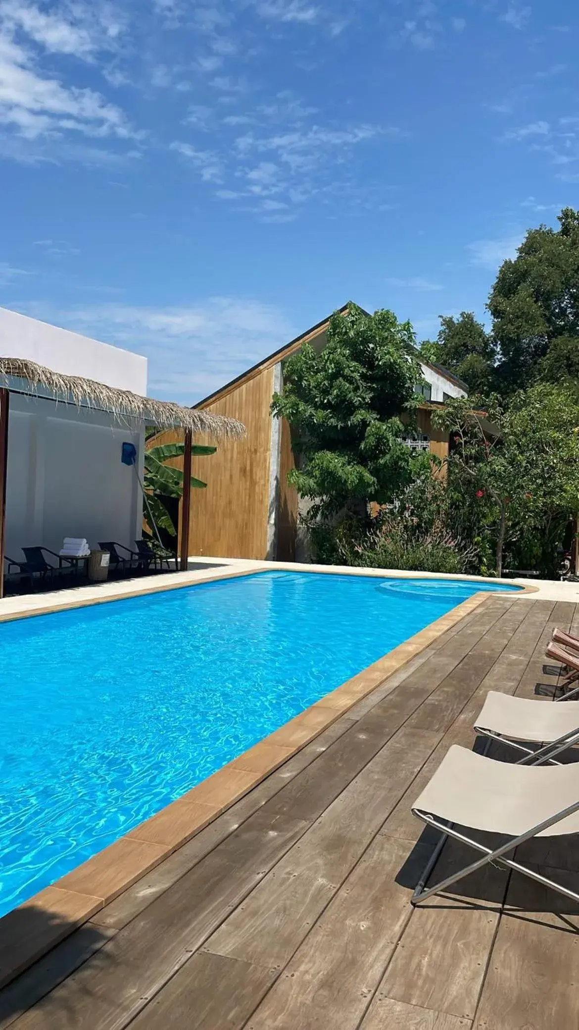 Swimming pool in Likita Resort Swimming pool in Likita Resort