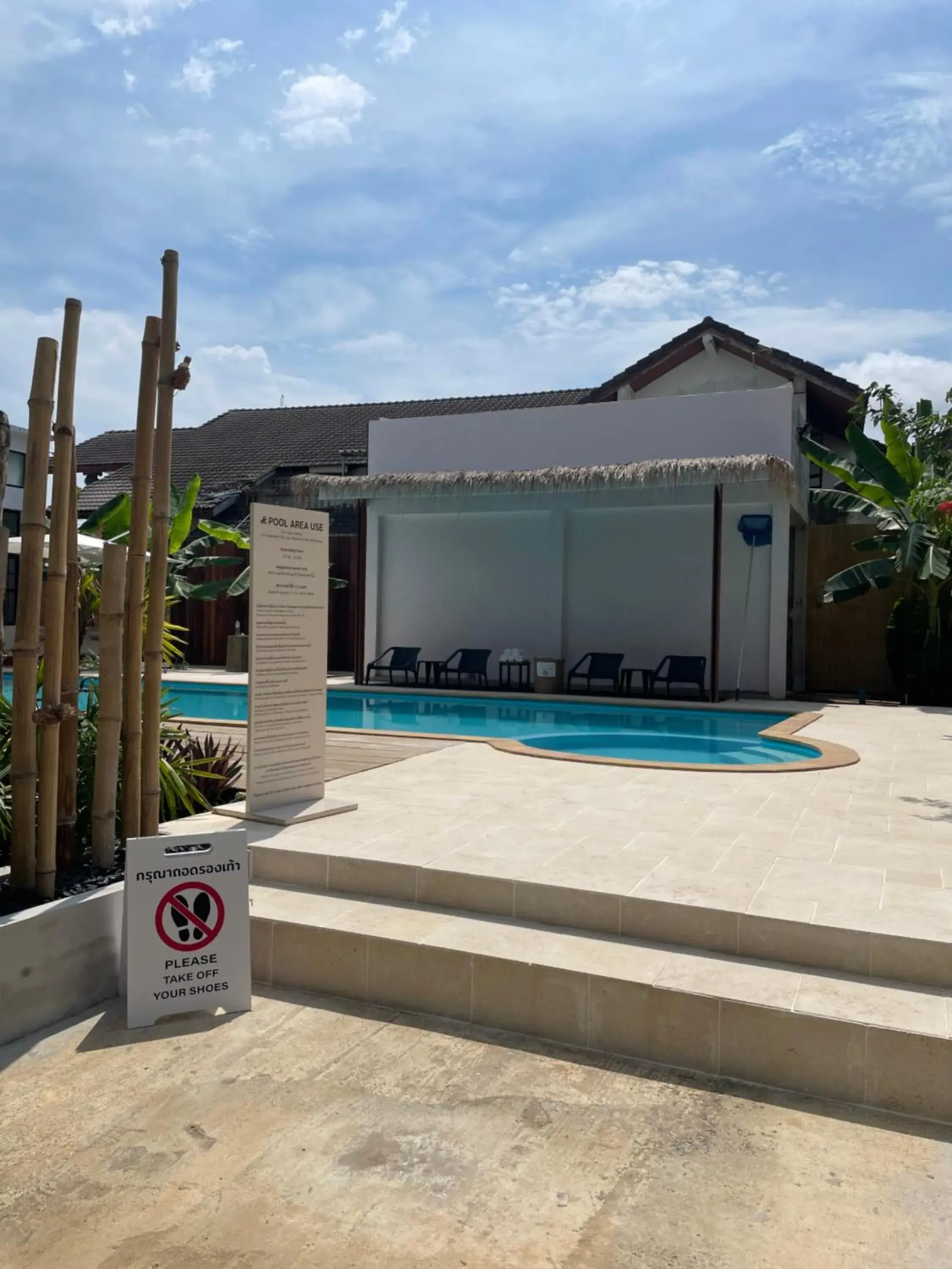 Swimming pool in Likita Resort Swimming pool in Likita Resort