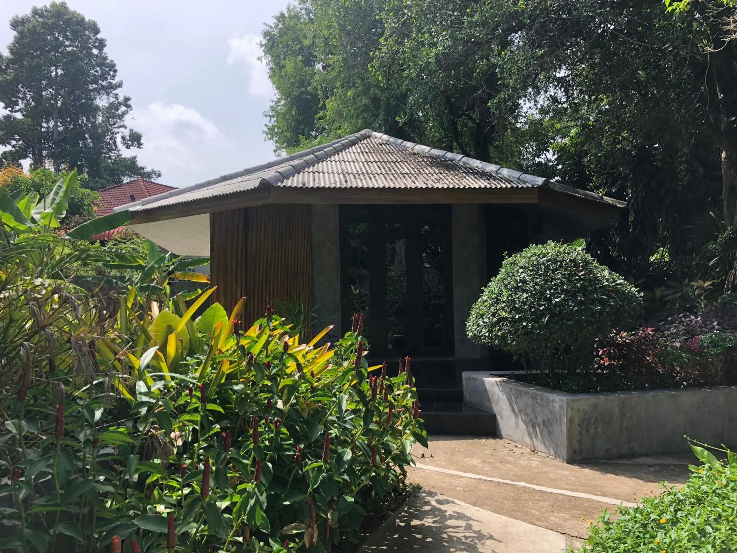 Photo of the whole room in Likita Resort