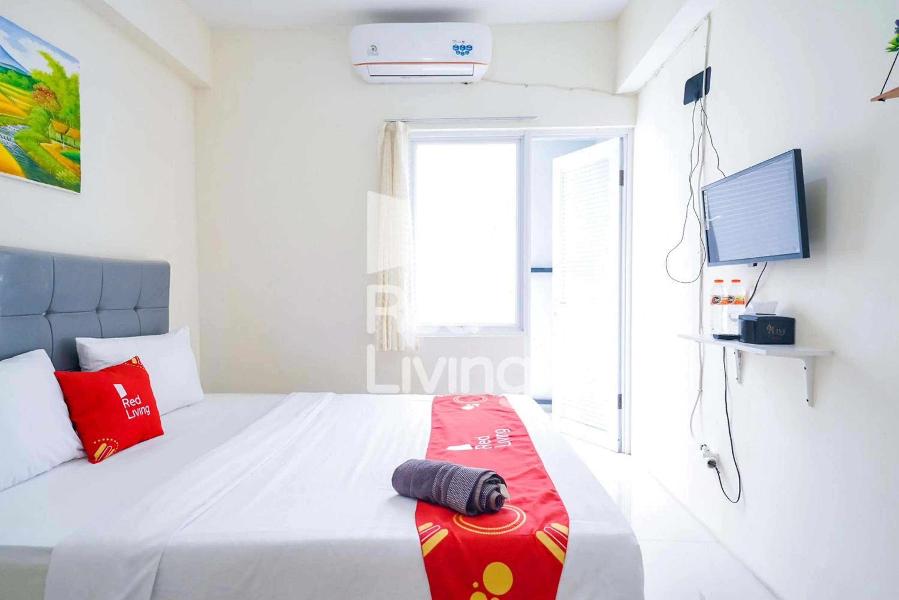 Bedroom, Bed in RedLiving Apartemen Bogorienze Resort - Skyland Tower A