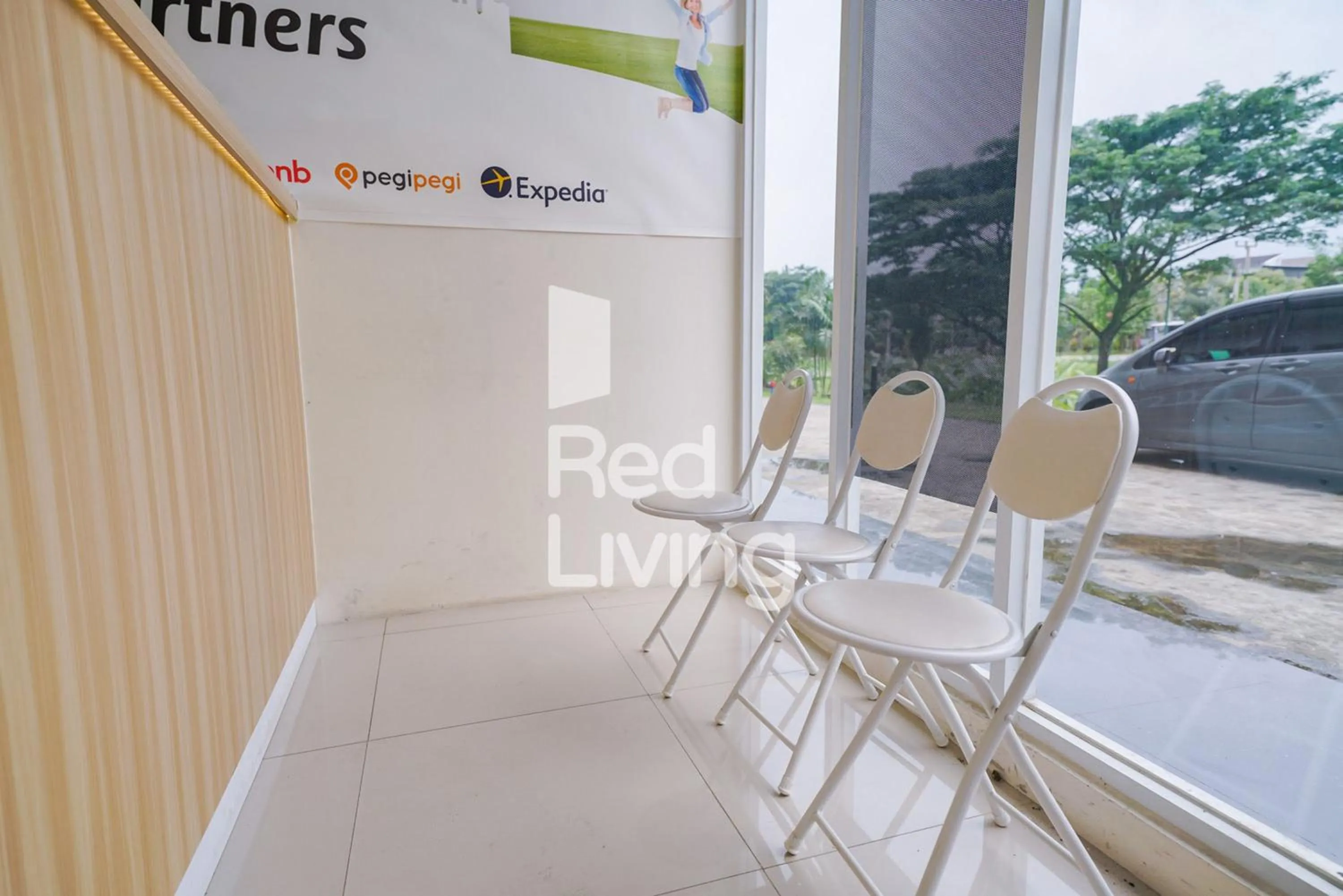 Lobby or reception in RedLiving Apartemen Bogorienze Resort - Skyland Tower A