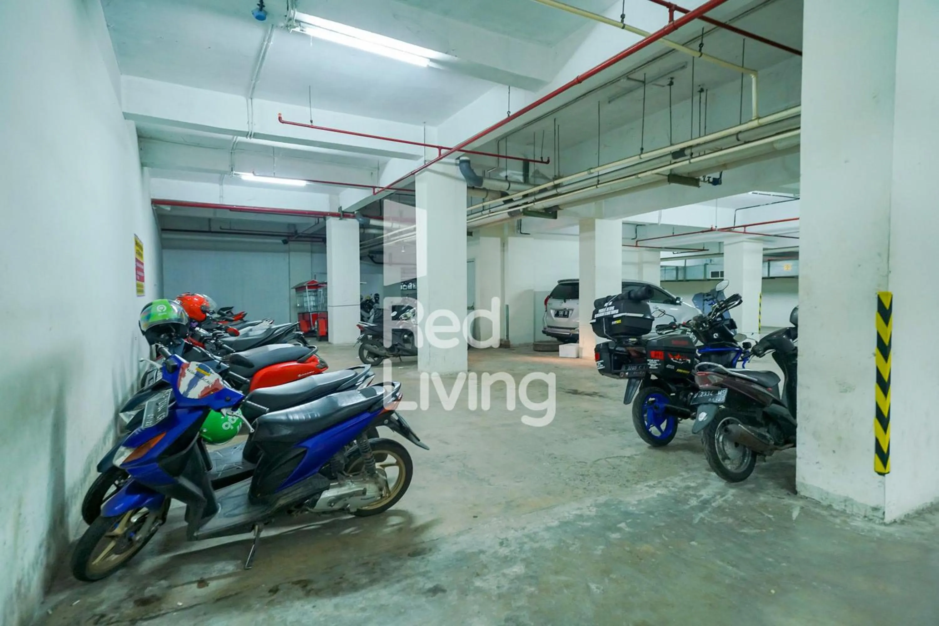 Parking in RedLiving Apartemen Bogorienze Resort - Skyland Tower A