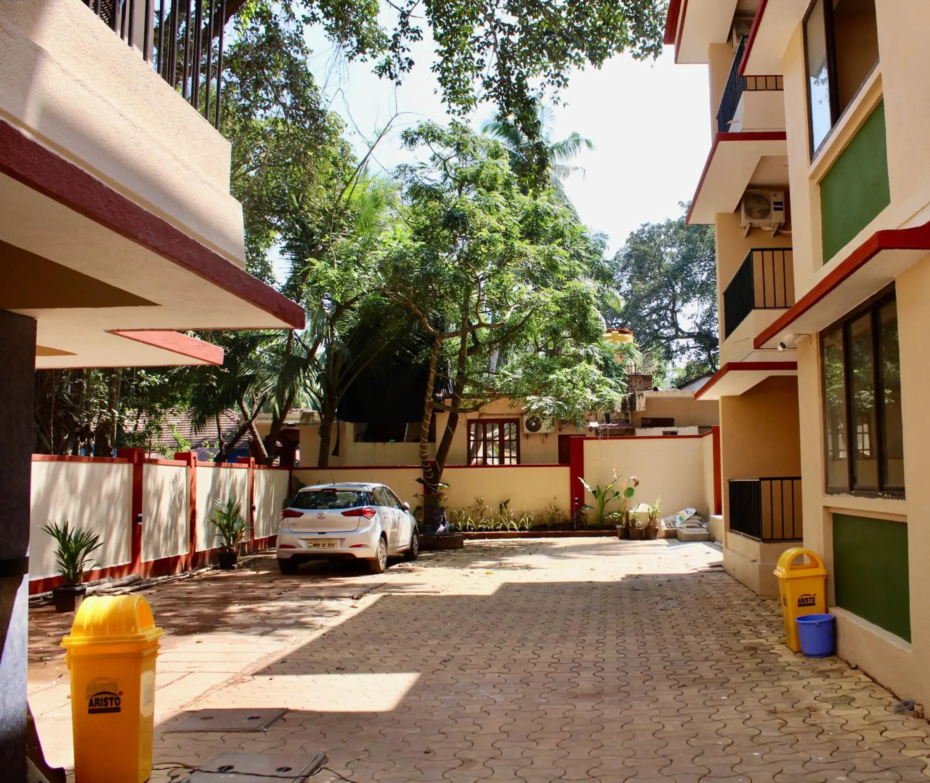 Property building in Kay's Calangute Resort Service Apartments - Near Calangute Beach Property building in Kay's Calangute Resort Service Apartments - Near Calangute Beach